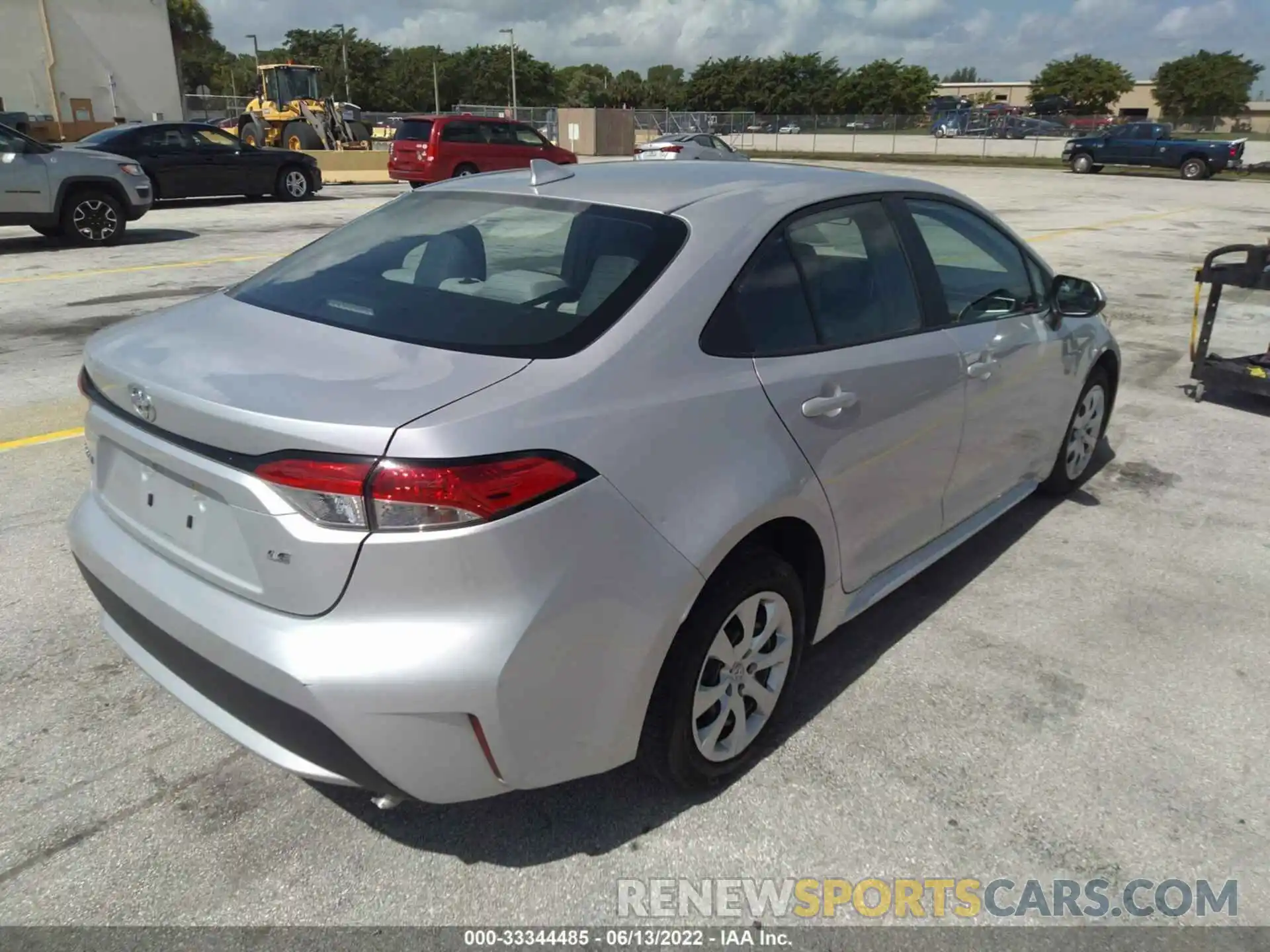 4 Photograph of a damaged car 5YFEPMAE8MP189611 TOYOTA COROLLA 2021