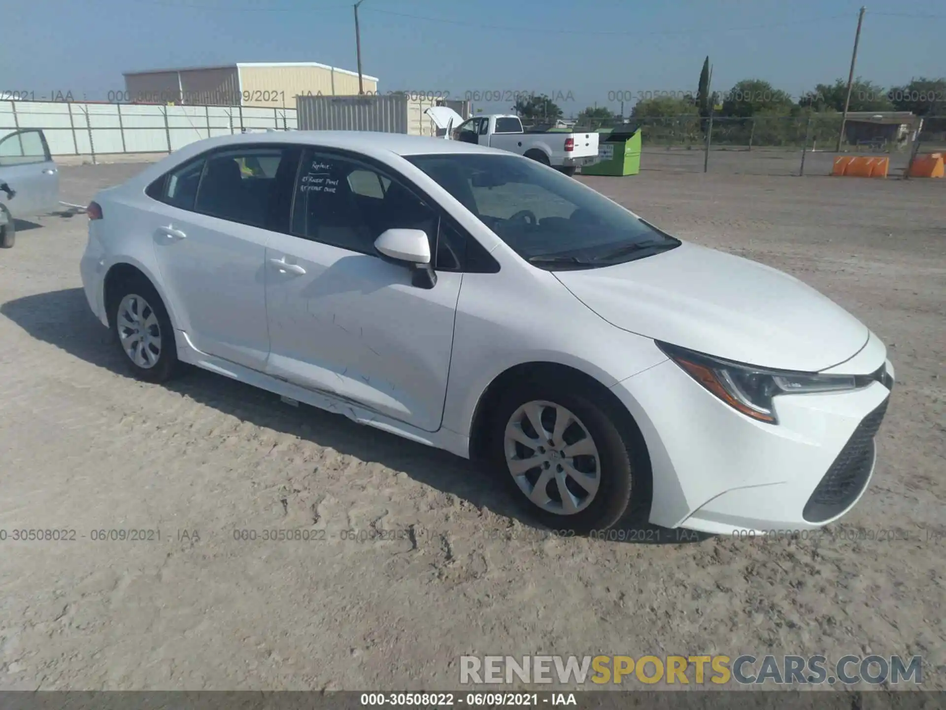 1 Photograph of a damaged car 5YFEPMAE8MP190774 TOYOTA COROLLA 2021