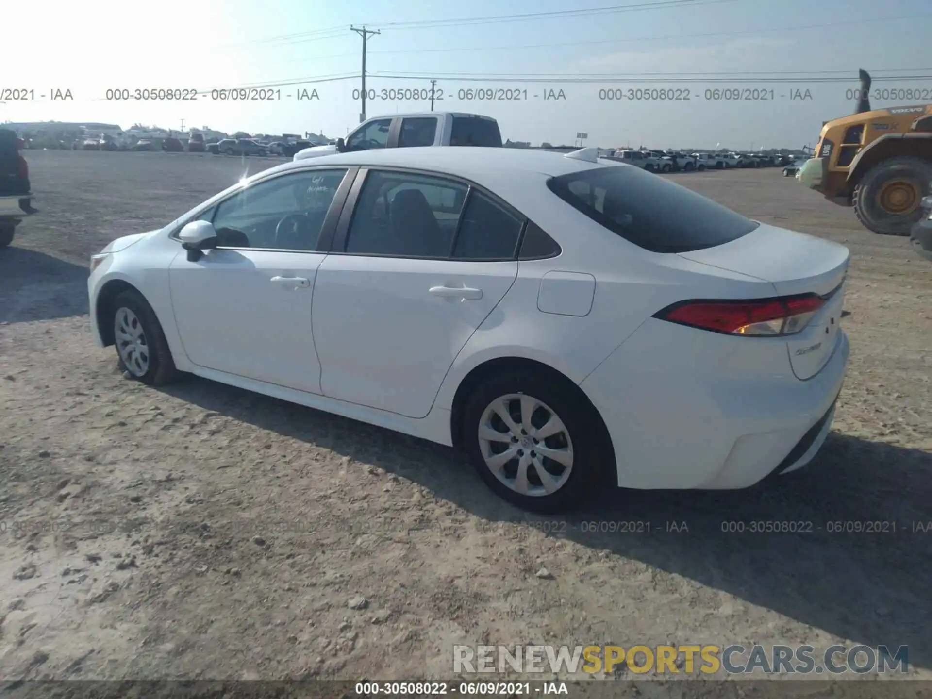 3 Photograph of a damaged car 5YFEPMAE8MP190774 TOYOTA COROLLA 2021