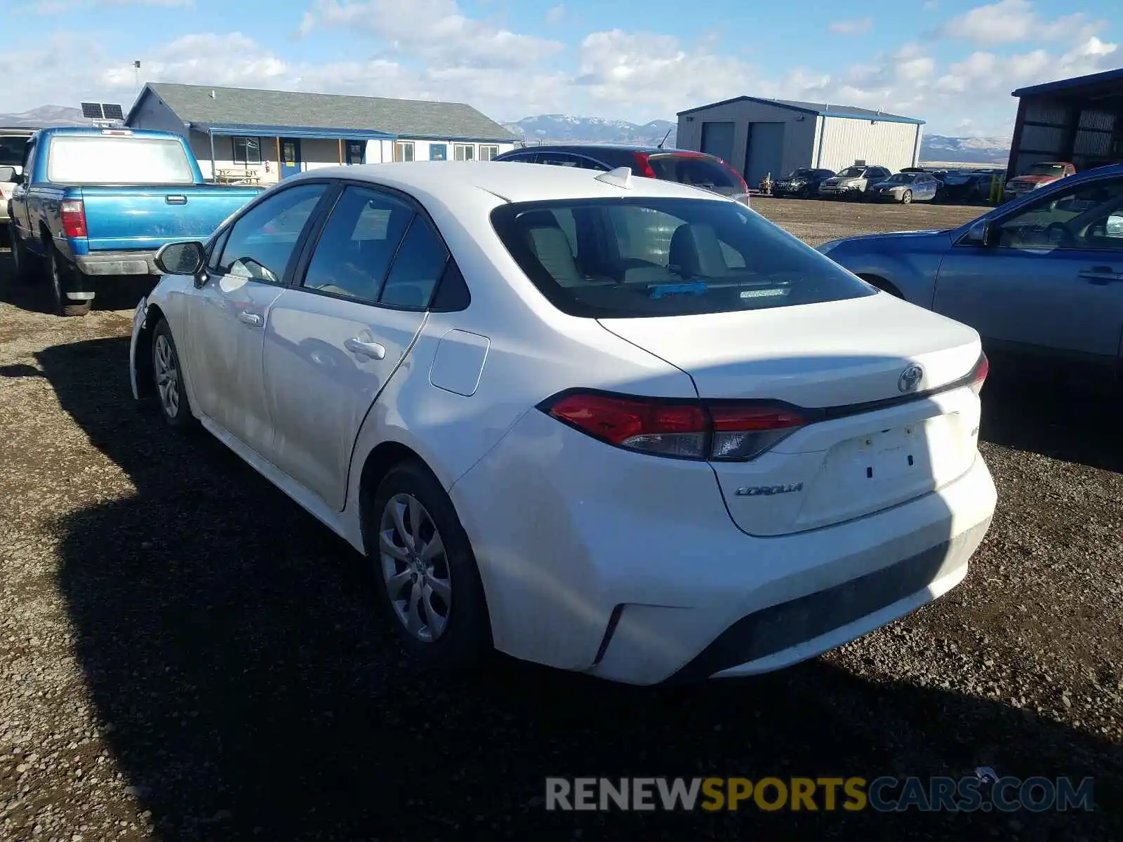 3 Photograph of a damaged car 5YFEPMAE8MP191116 TOYOTA COROLLA 2021