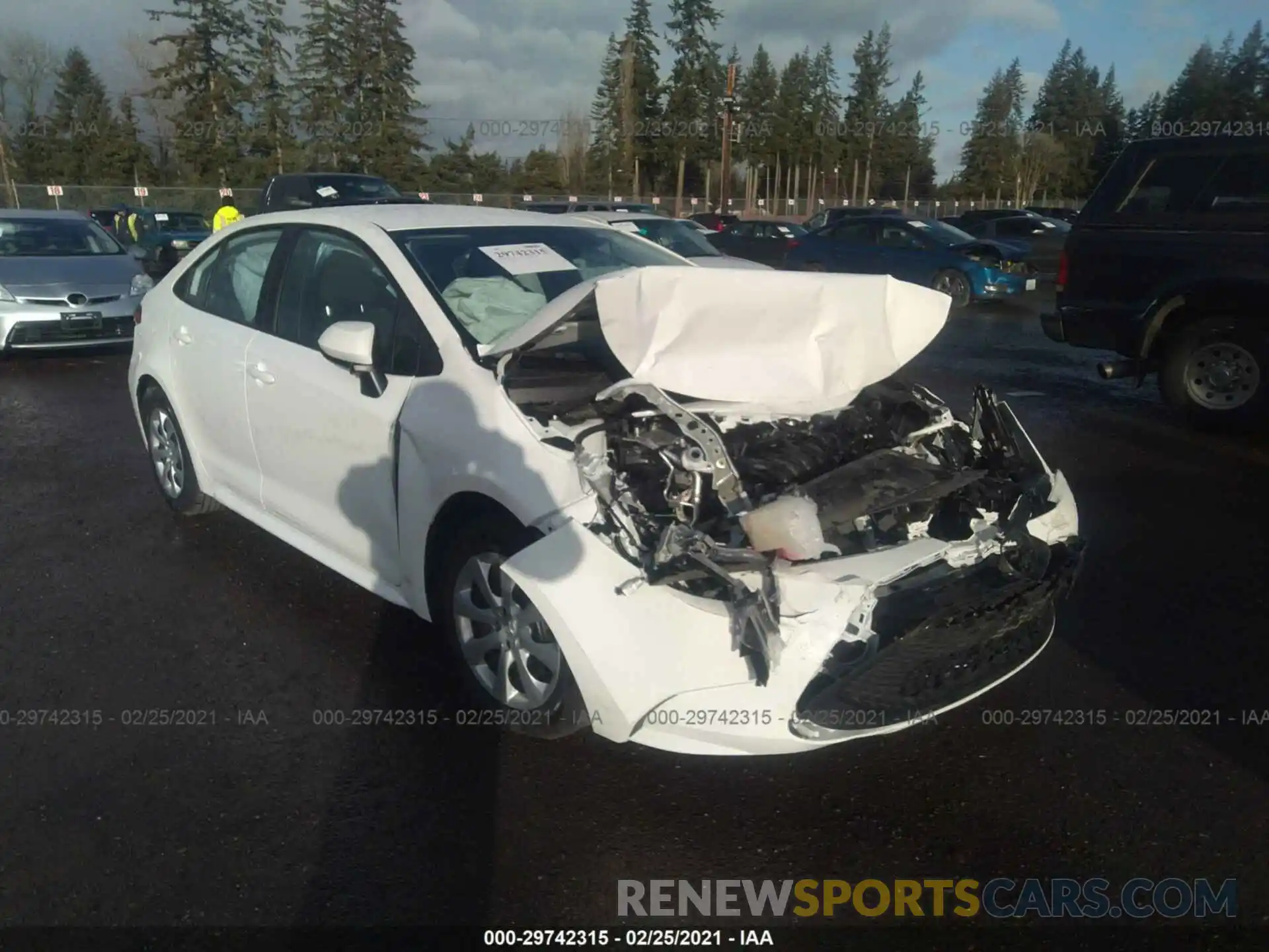 1 Photograph of a damaged car 5YFEPMAE8MP192492 TOYOTA COROLLA 2021