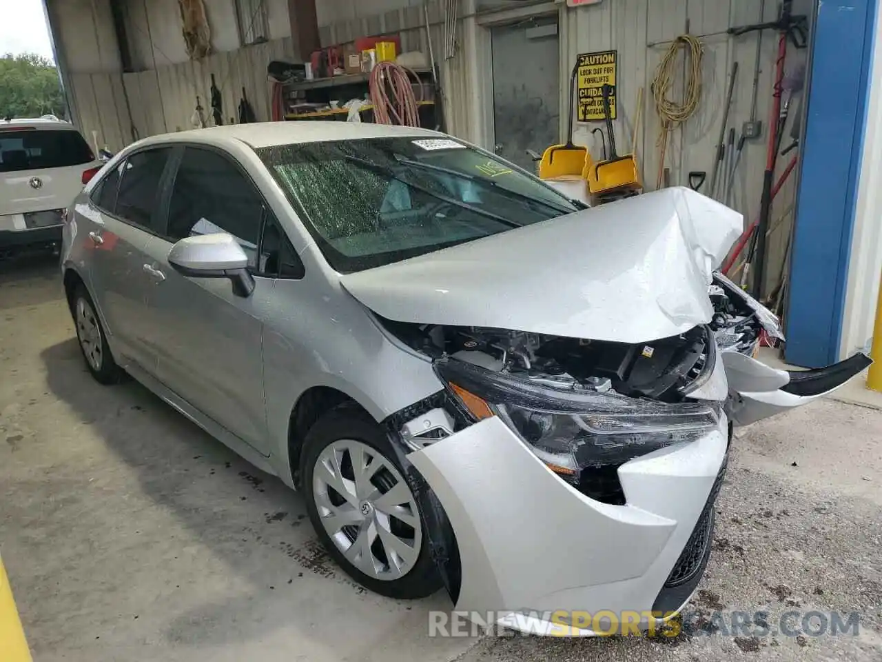 1 Photograph of a damaged car 5YFEPMAE8MP196123 TOYOTA COROLLA 2021