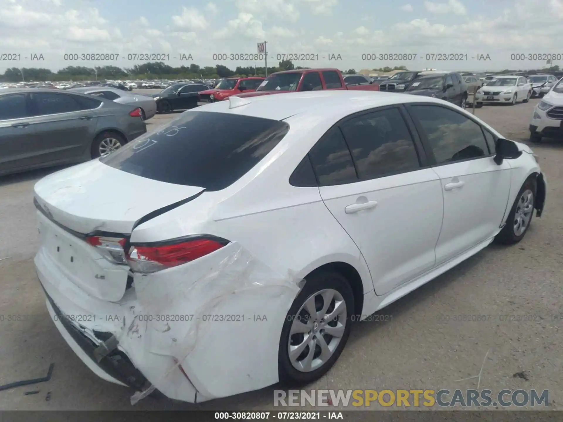 4 Photograph of a damaged car 5YFEPMAE8MP196672 TOYOTA COROLLA 2021