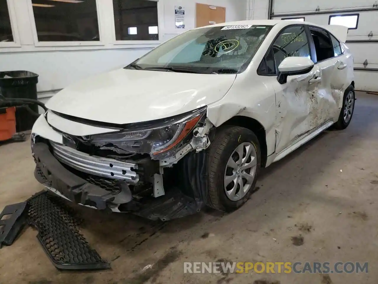 2 Photograph of a damaged car 5YFEPMAE8MP197224 TOYOTA COROLLA 2021