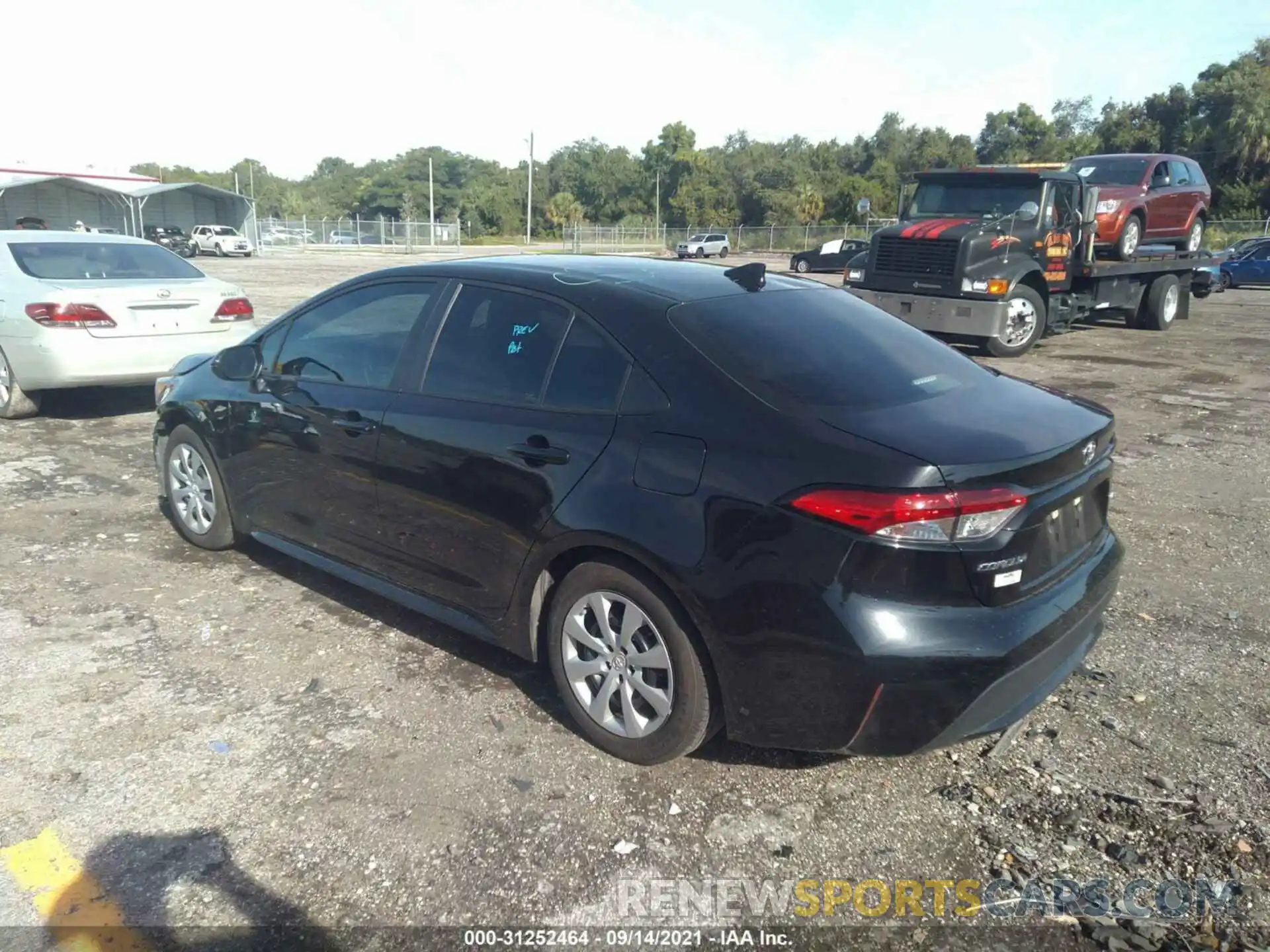 3 Photograph of a damaged car 5YFEPMAE8MP199037 TOYOTA COROLLA 2021