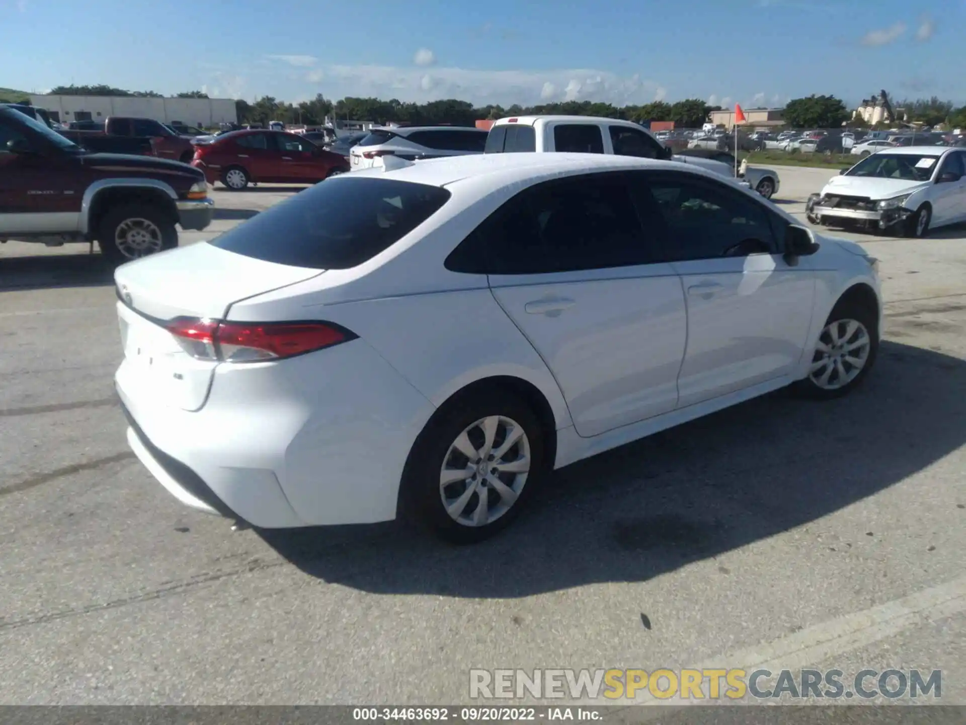 4 Photograph of a damaged car 5YFEPMAE8MP202664 TOYOTA COROLLA 2021