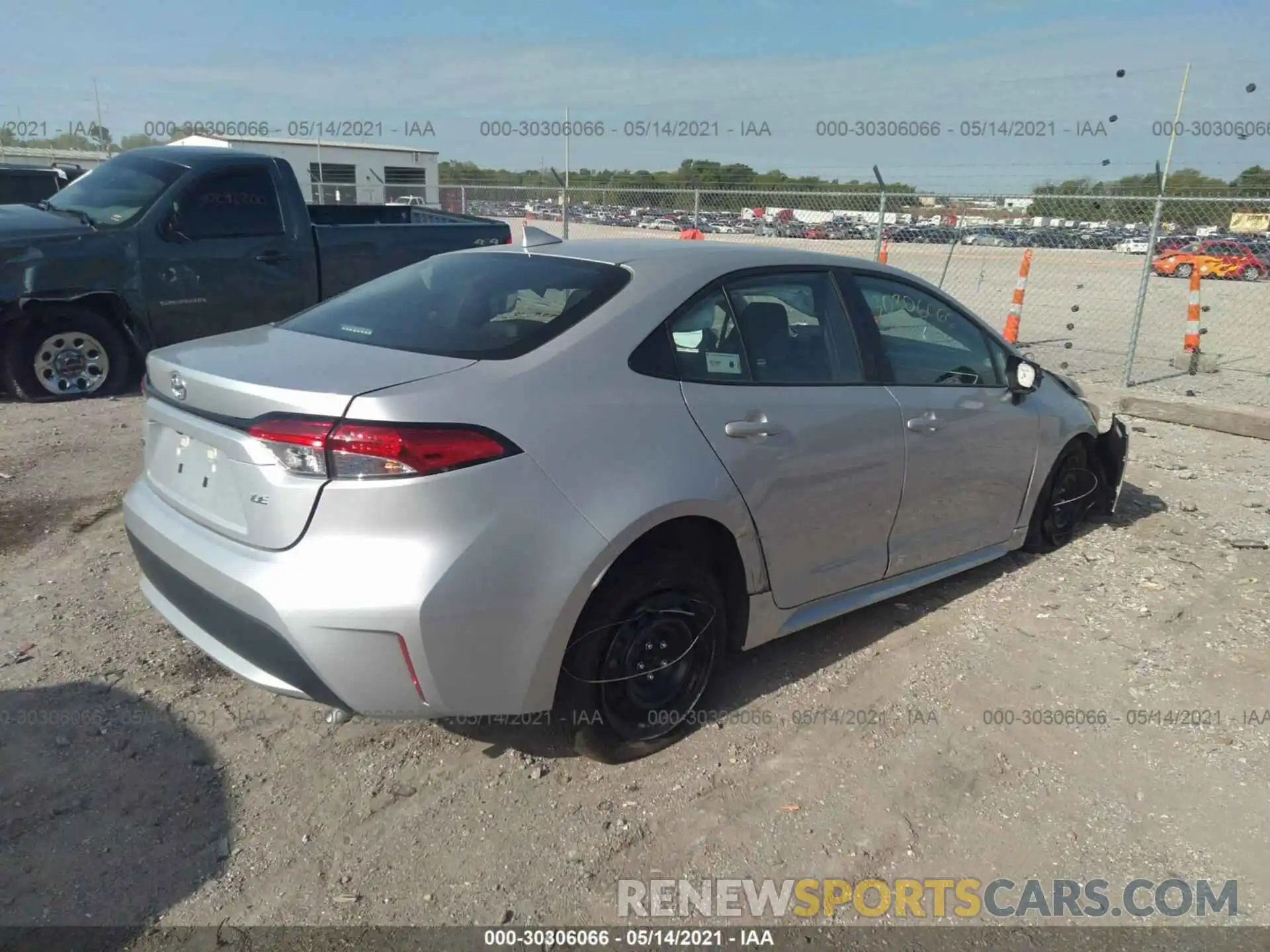 4 Photograph of a damaged car 5YFEPMAE8MP202874 TOYOTA COROLLA 2021