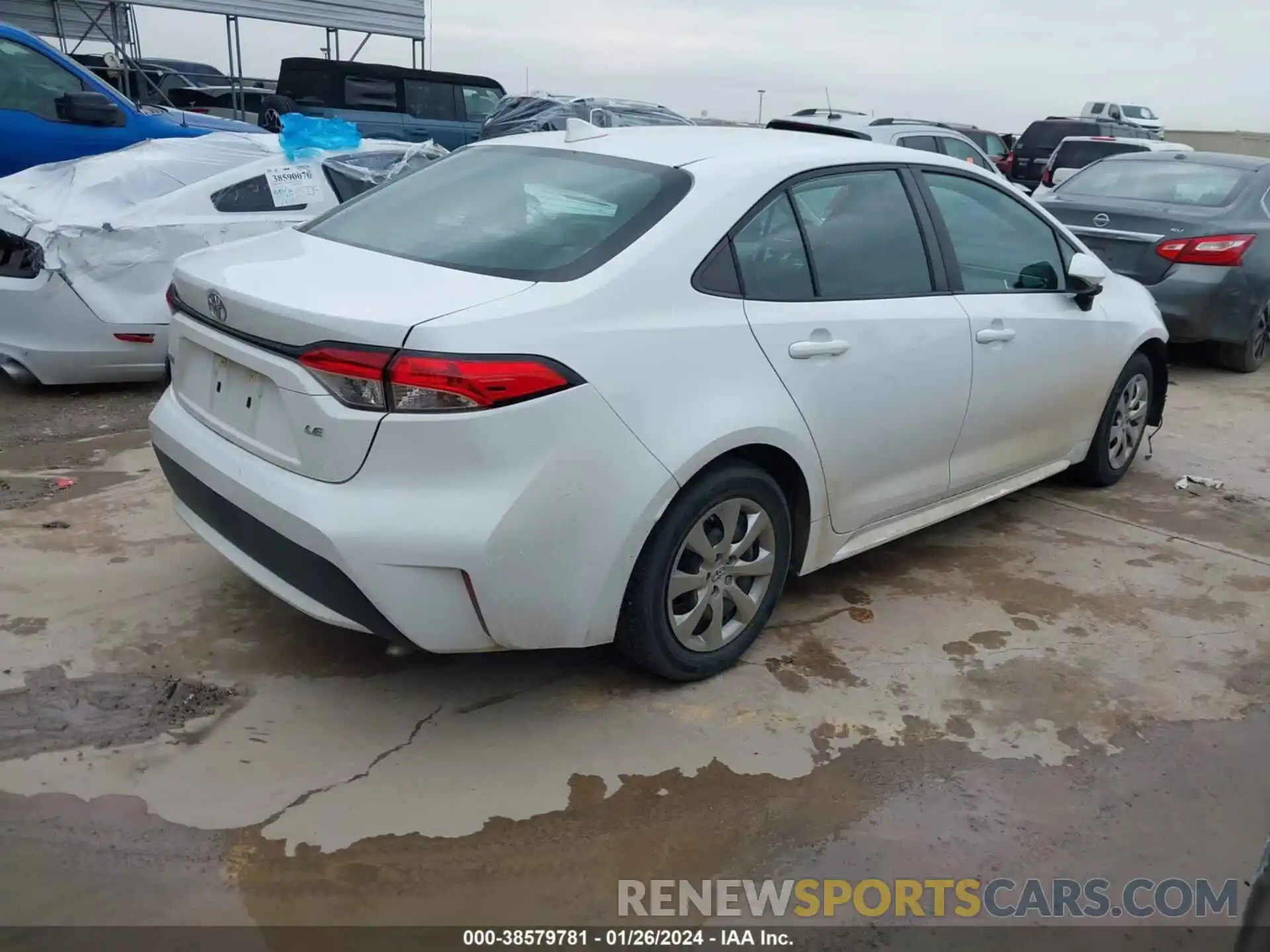 4 Photograph of a damaged car 5YFEPMAE8MP204740 TOYOTA COROLLA 2021