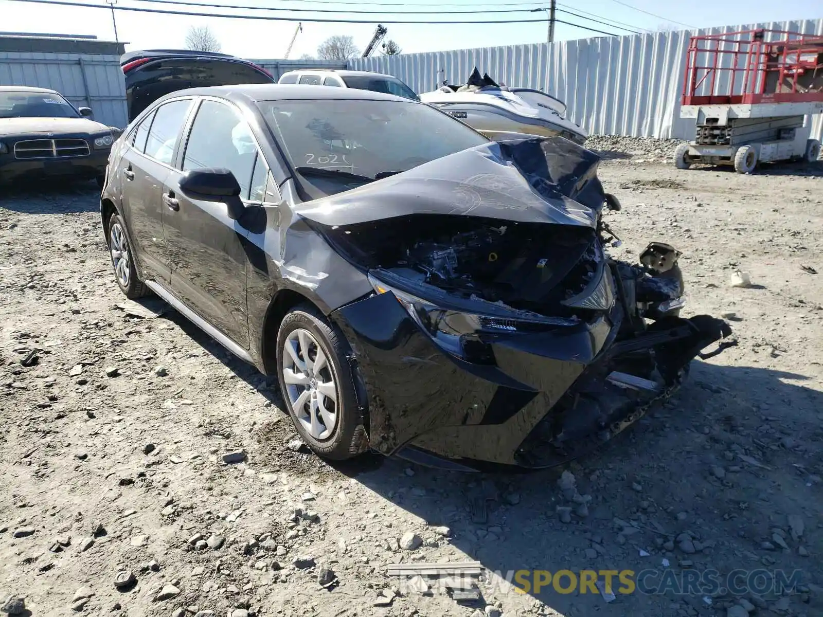 1 Photograph of a damaged car 5YFEPMAE8MP205533 TOYOTA COROLLA 2021