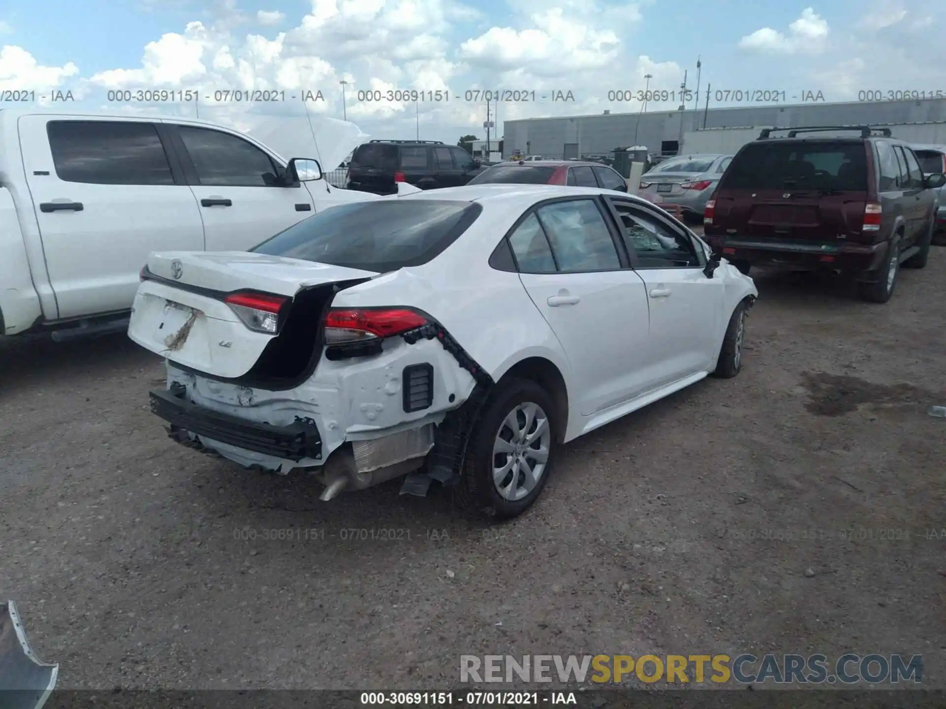 4 Photograph of a damaged car 5YFEPMAE8MP205709 TOYOTA COROLLA 2021