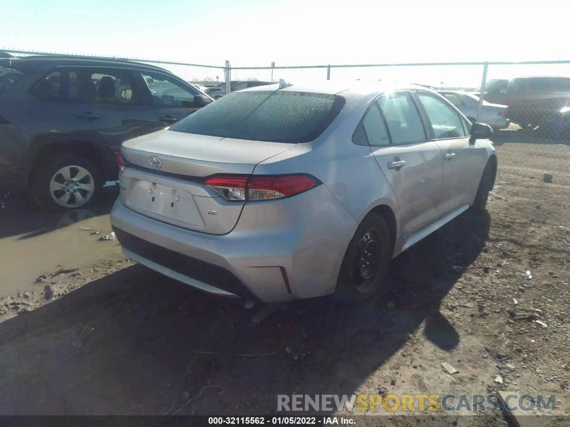 4 Photograph of a damaged car 5YFEPMAE8MP206116 TOYOTA COROLLA 2021