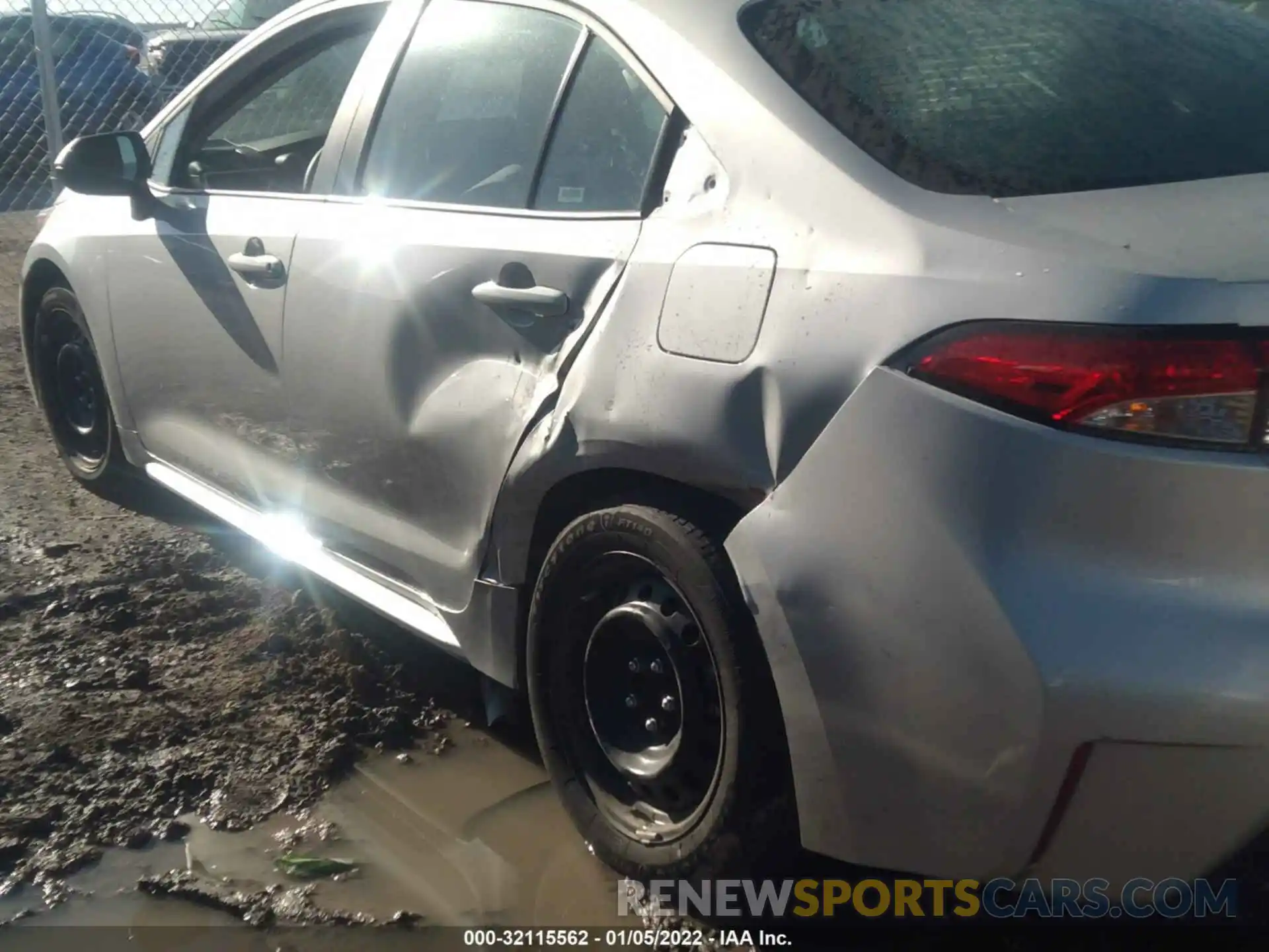 6 Photograph of a damaged car 5YFEPMAE8MP206116 TOYOTA COROLLA 2021