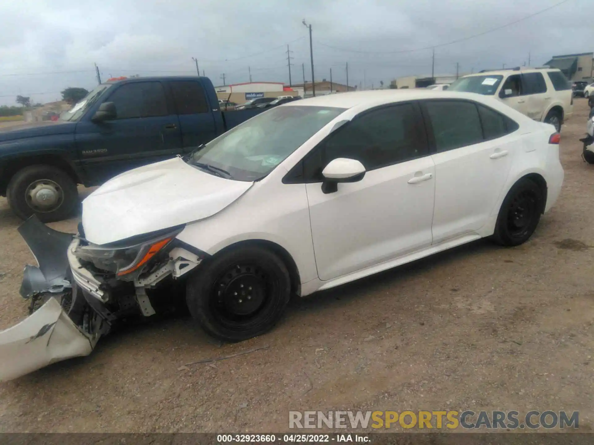 2 Photograph of a damaged car 5YFEPMAE8MP208867 TOYOTA COROLLA 2021