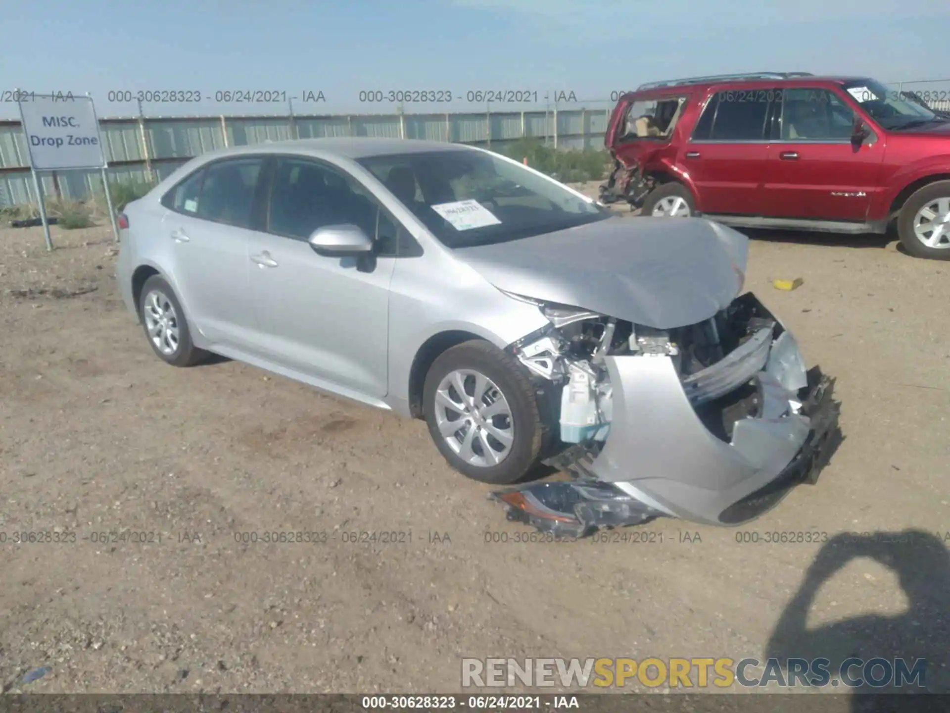 1 Photograph of a damaged car 5YFEPMAE8MP209520 TOYOTA COROLLA 2021