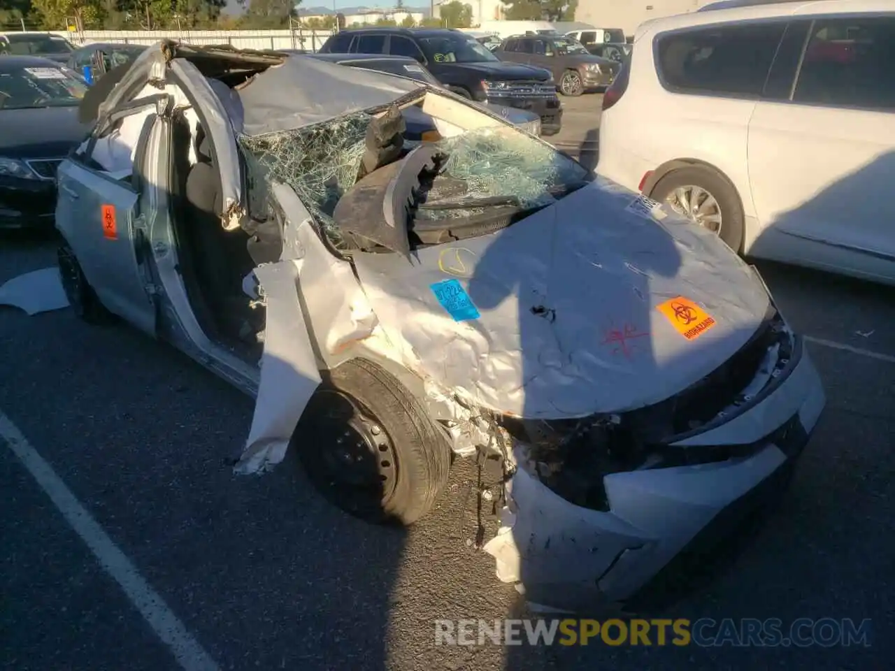 1 Photograph of a damaged car 5YFEPMAE8MP210005 TOYOTA COROLLA 2021