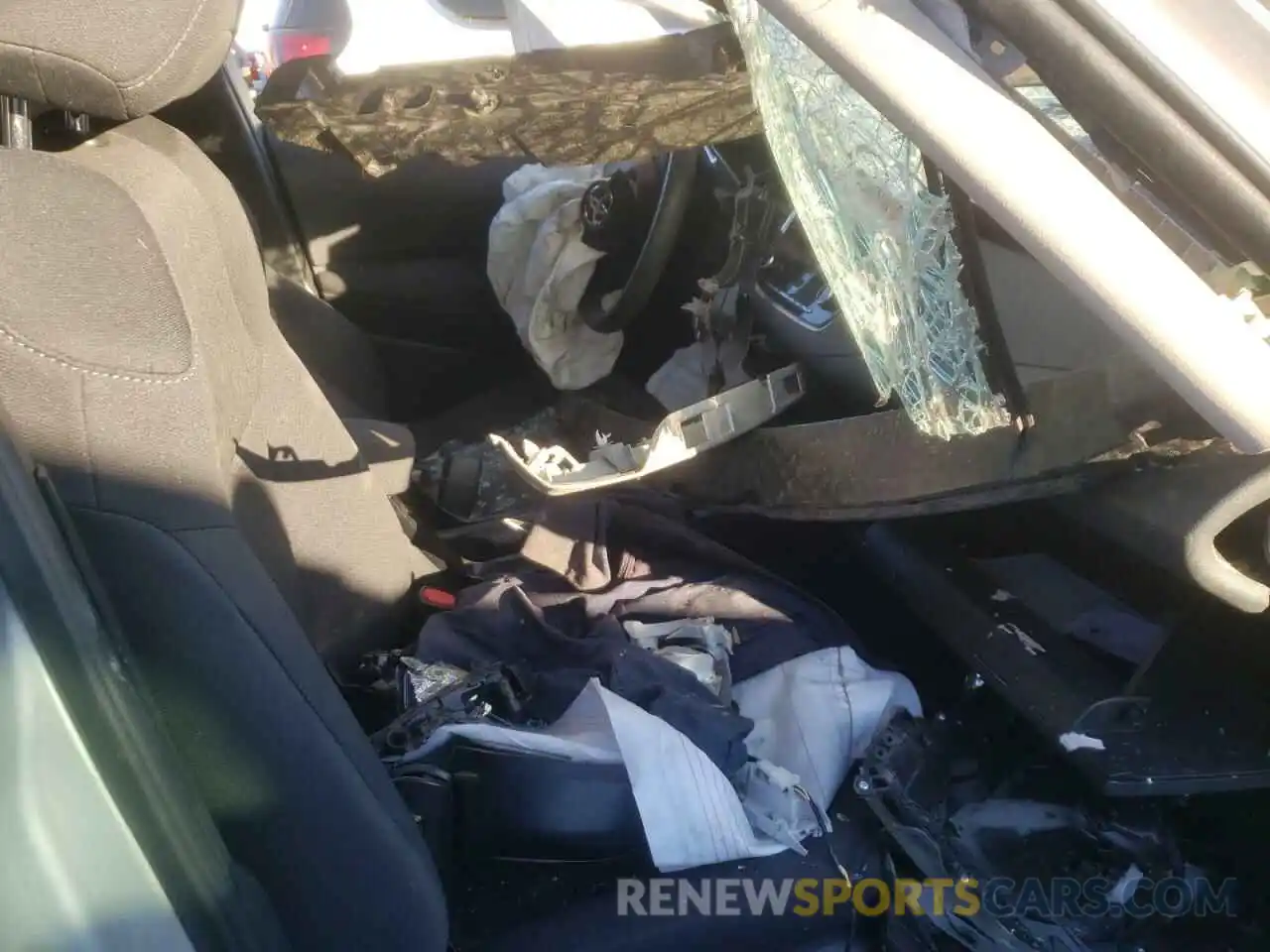 5 Photograph of a damaged car 5YFEPMAE8MP210005 TOYOTA COROLLA 2021