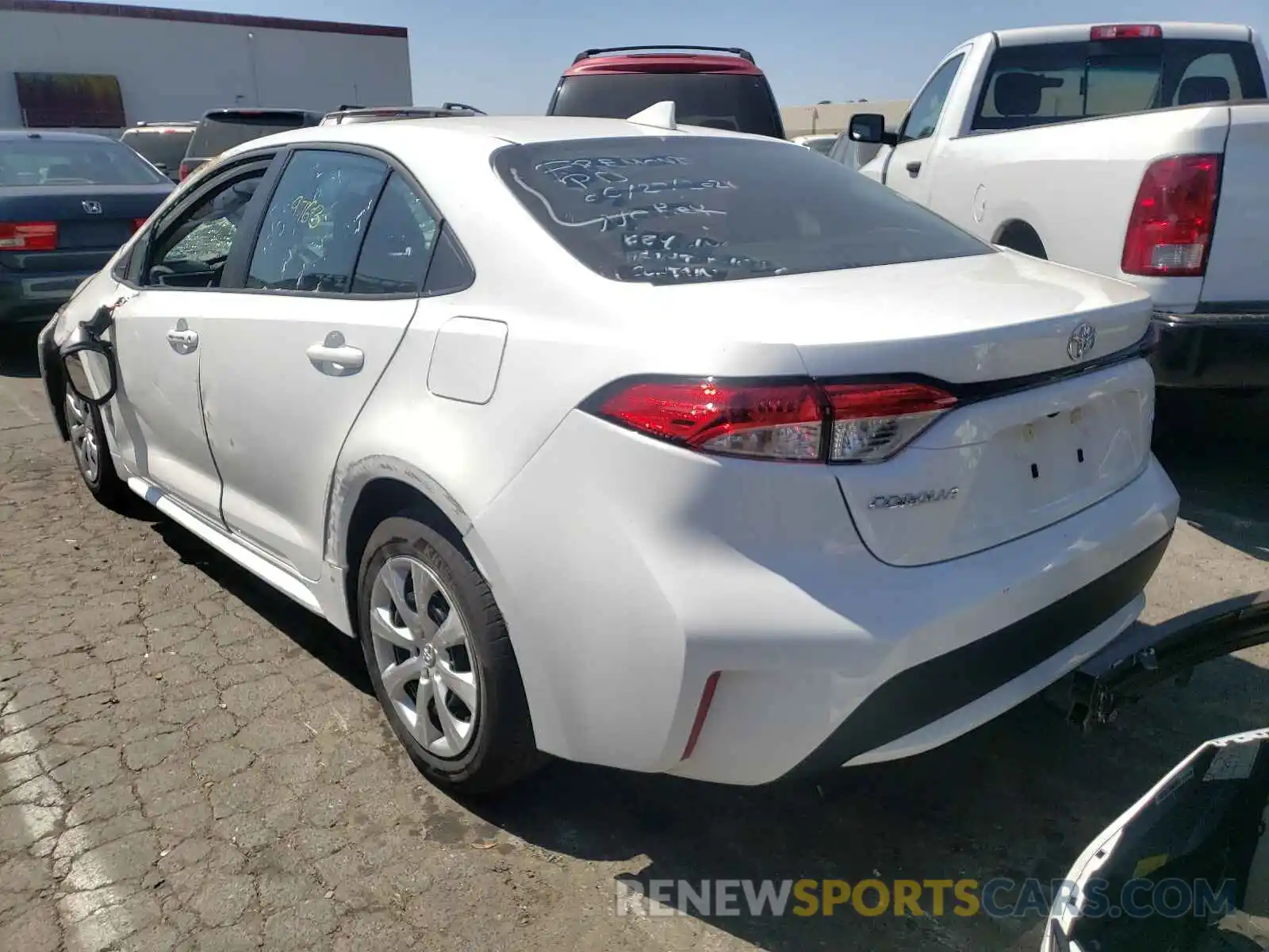 3 Photograph of a damaged car 5YFEPMAE8MP210506 TOYOTA COROLLA 2021