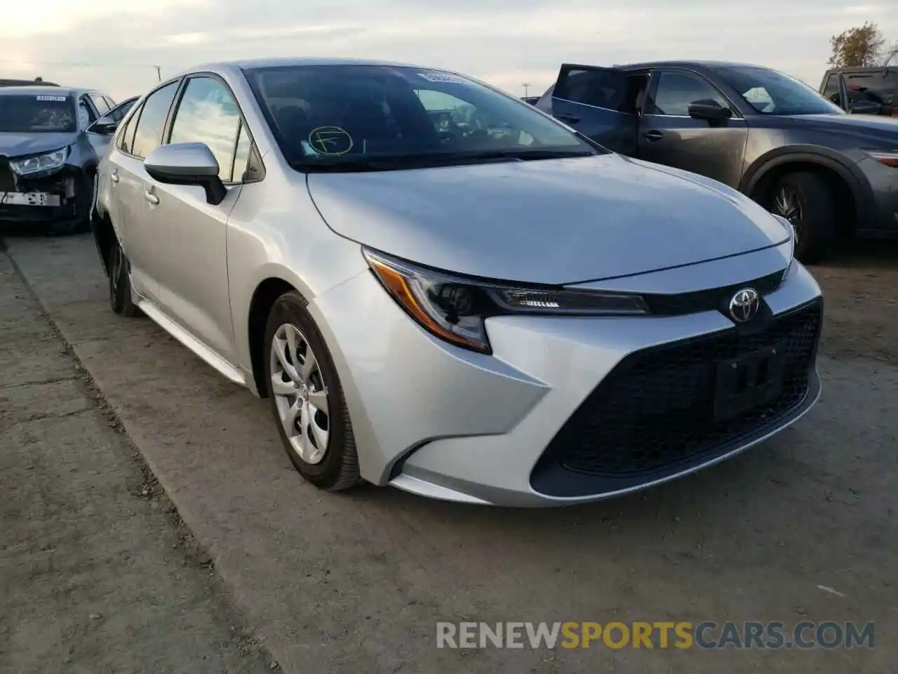 1 Photograph of a damaged car 5YFEPMAE8MP211171 TOYOTA COROLLA 2021