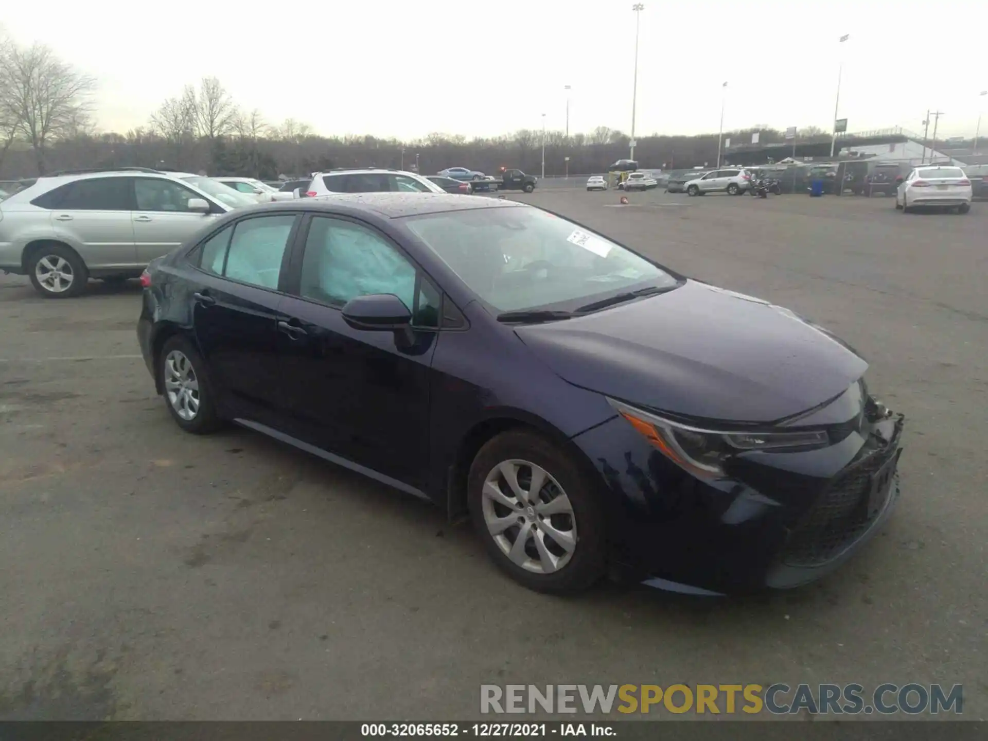 1 Photograph of a damaged car 5YFEPMAE8MP212305 TOYOTA COROLLA 2021