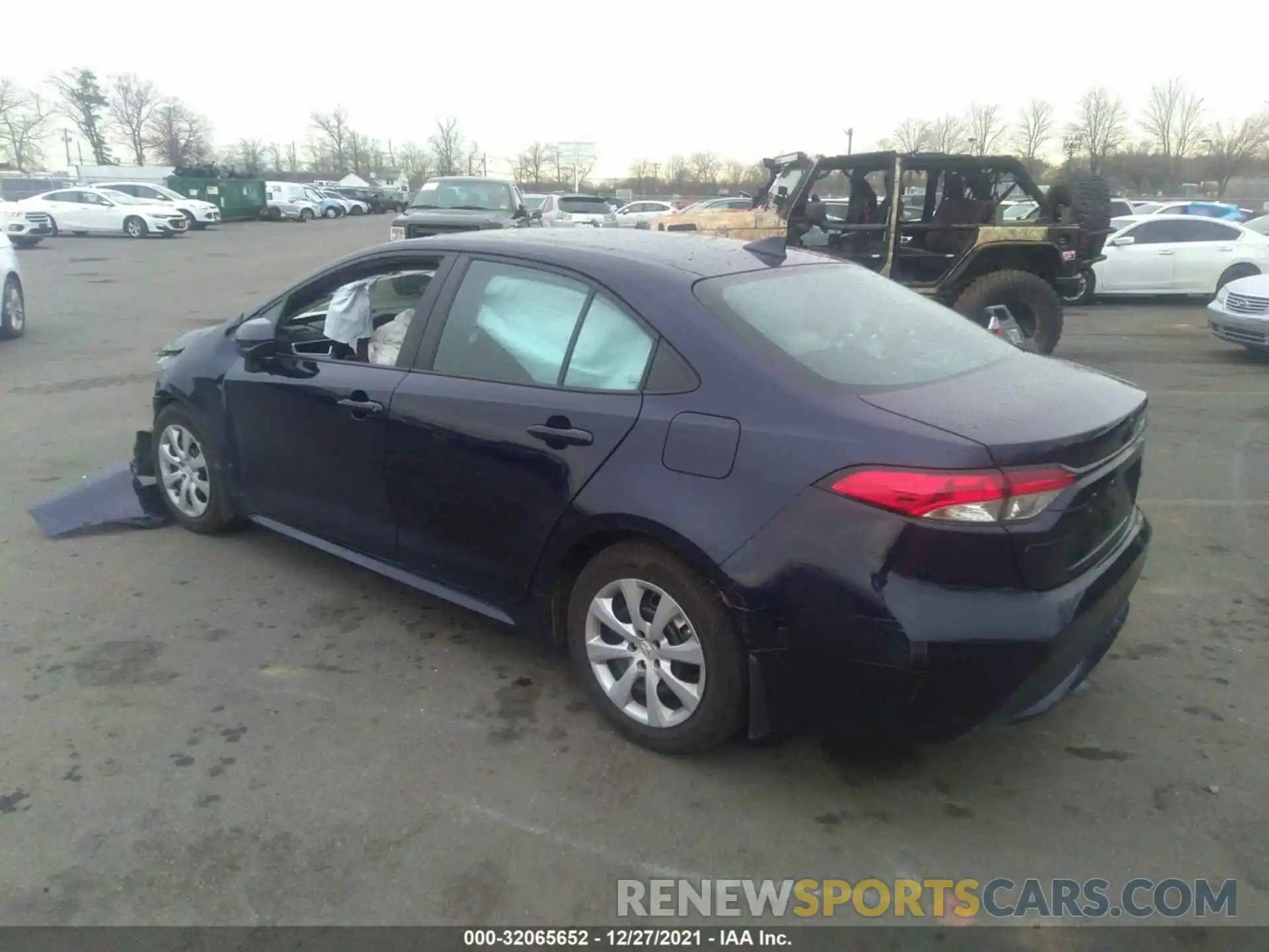 3 Photograph of a damaged car 5YFEPMAE8MP212305 TOYOTA COROLLA 2021