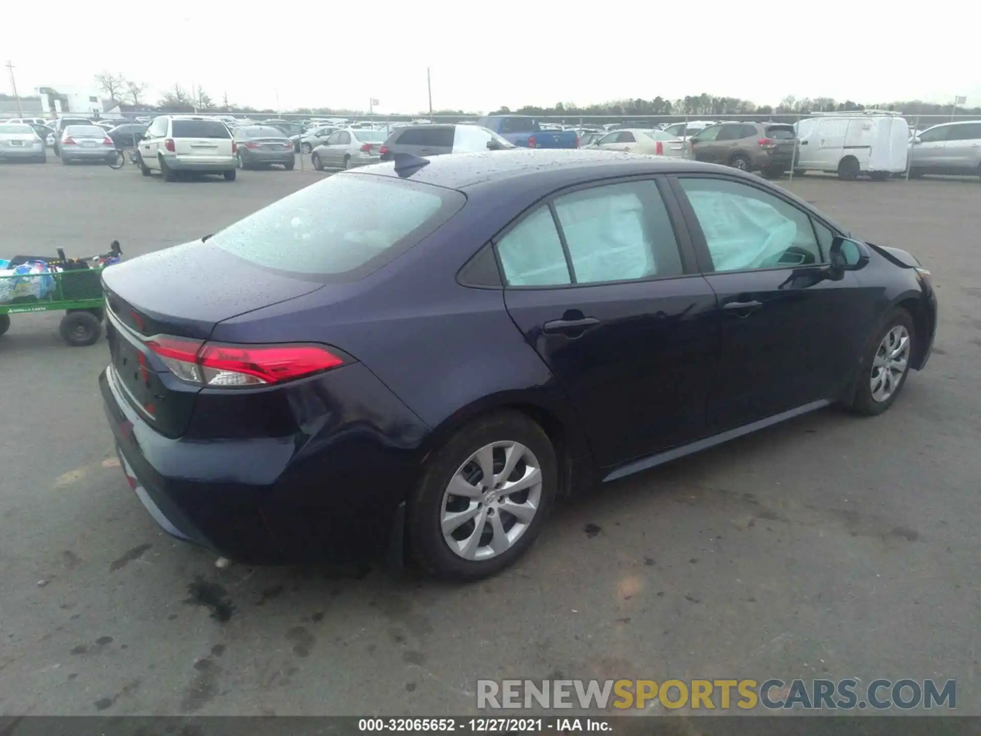 4 Photograph of a damaged car 5YFEPMAE8MP212305 TOYOTA COROLLA 2021