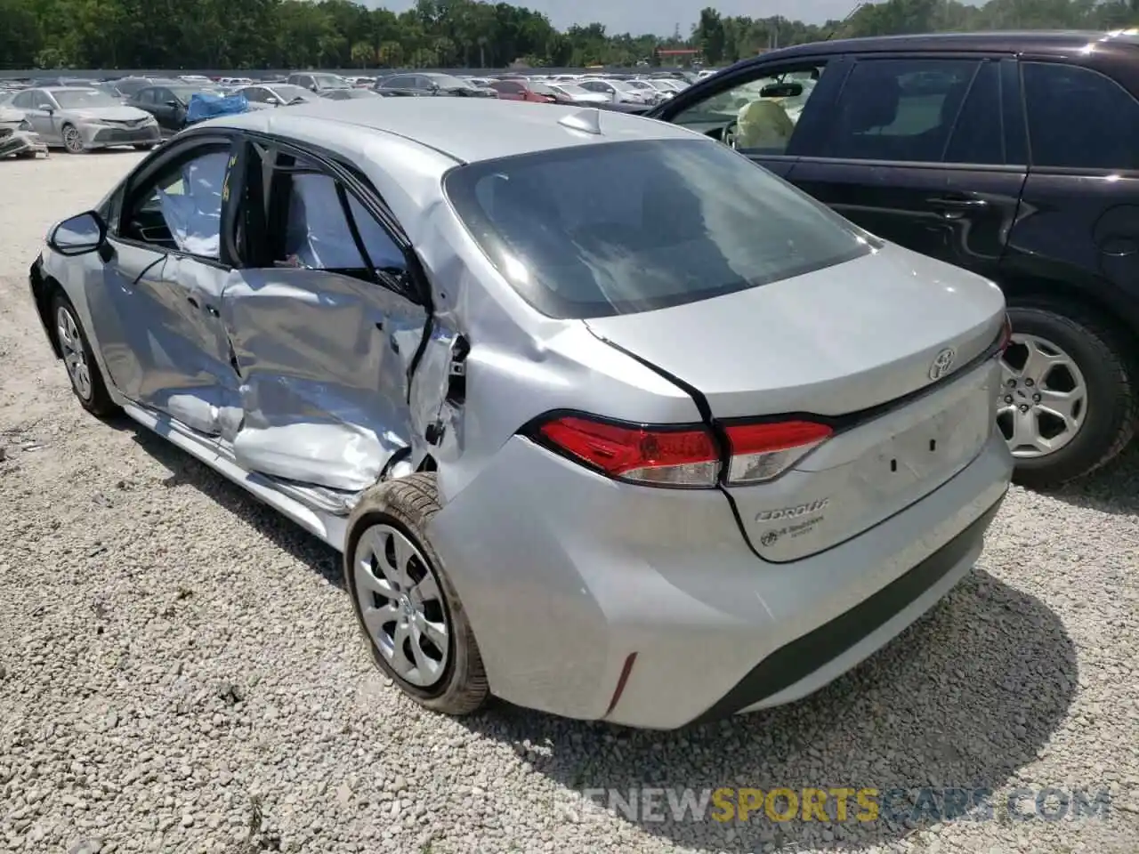 3 Photograph of a damaged car 5YFEPMAE8MP213146 TOYOTA COROLLA 2021