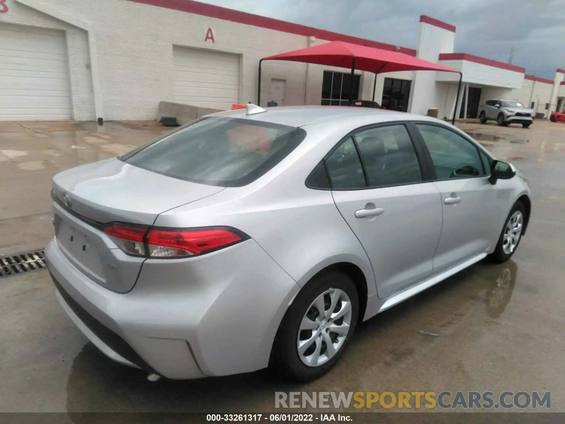 4 Photograph of a damaged car 5YFEPMAE8MP213227 TOYOTA COROLLA 2021