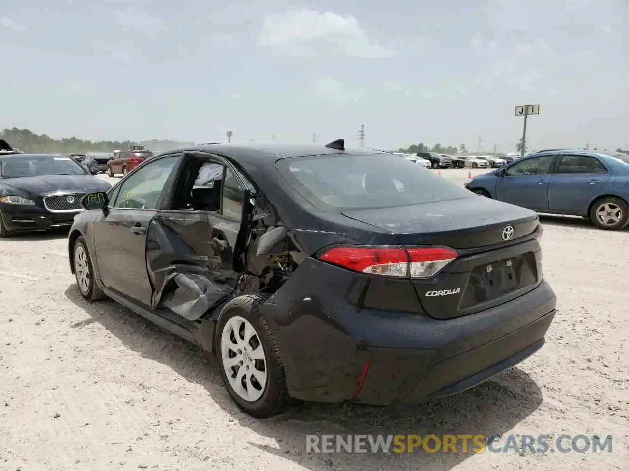 3 Photograph of a damaged car 5YFEPMAE8MP214684 TOYOTA COROLLA 2021