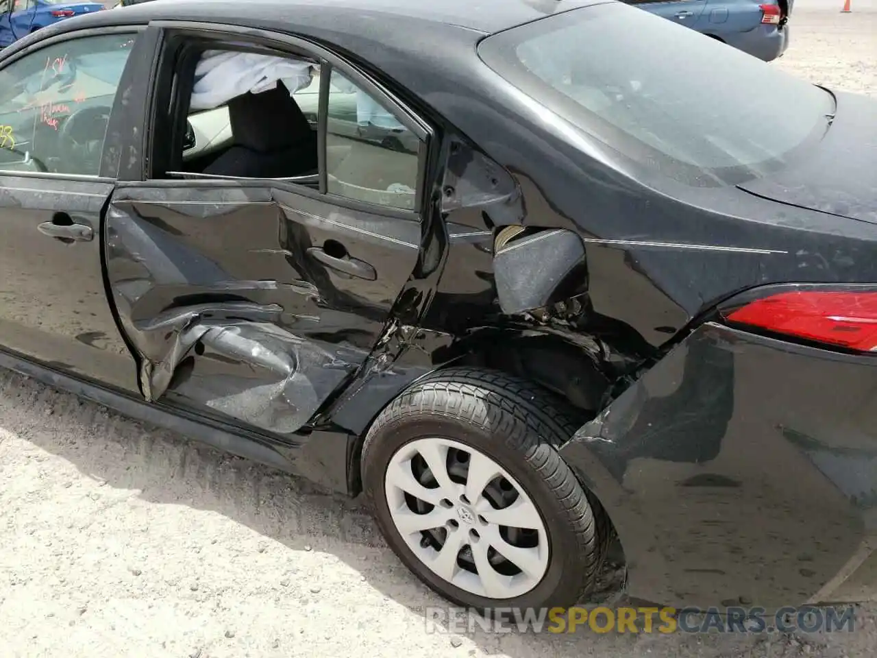 9 Photograph of a damaged car 5YFEPMAE8MP214684 TOYOTA COROLLA 2021