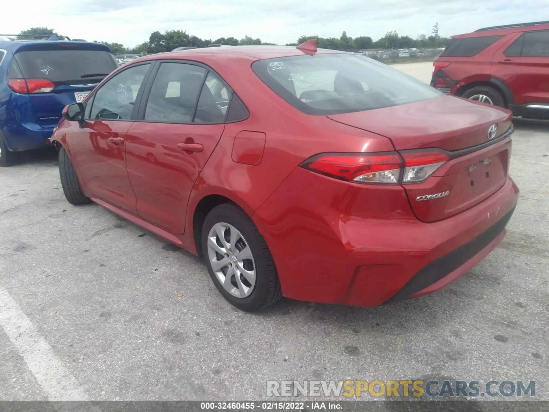 3 Photograph of a damaged car 5YFEPMAE8MP216936 TOYOTA COROLLA 2021