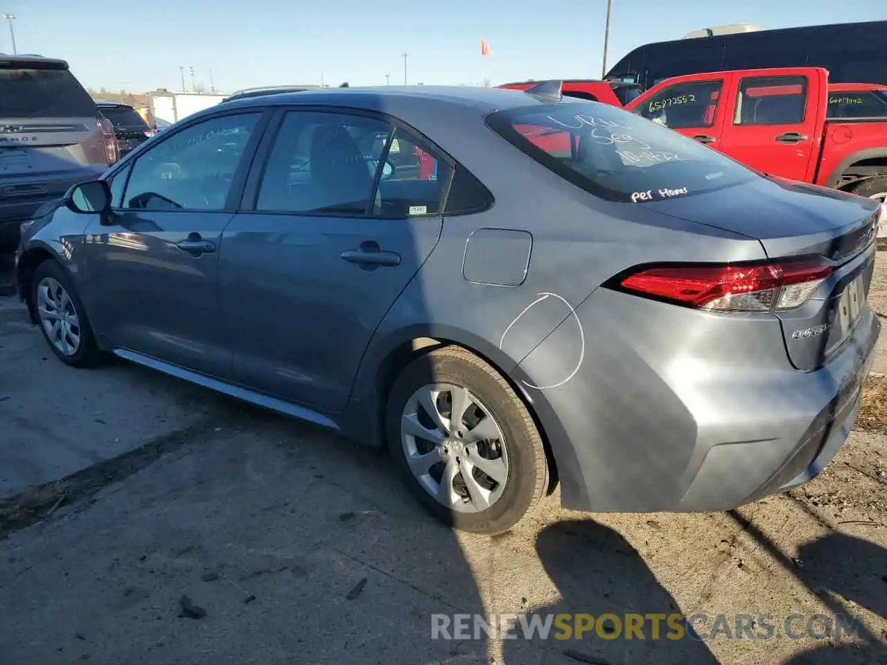 2 Photograph of a damaged car 5YFEPMAE8MP221327 TOYOTA COROLLA 2021