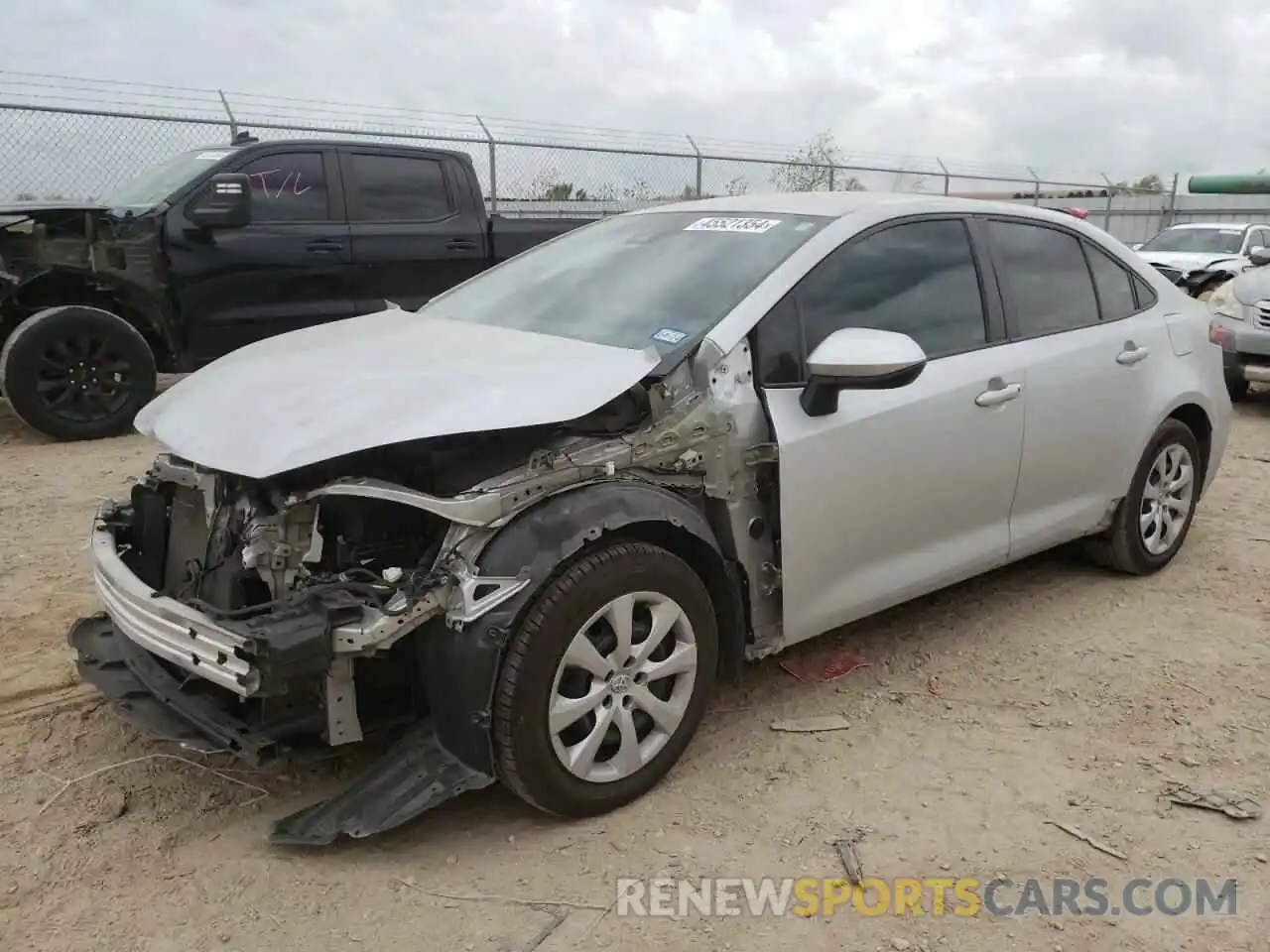 1 Photograph of a damaged car 5YFEPMAE8MP221800 TOYOTA COROLLA 2021