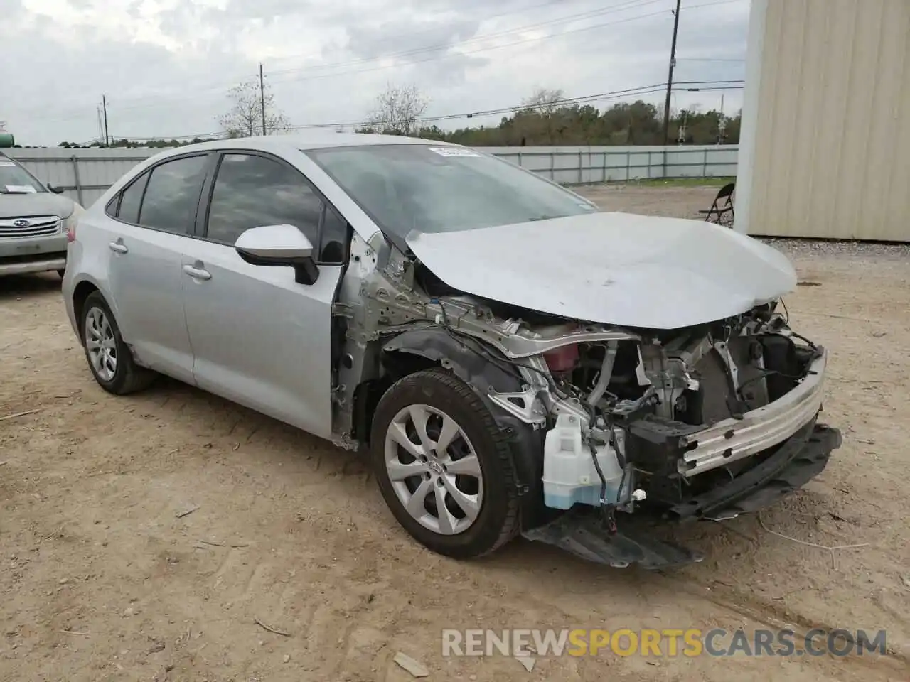 4 Photograph of a damaged car 5YFEPMAE8MP221800 TOYOTA COROLLA 2021