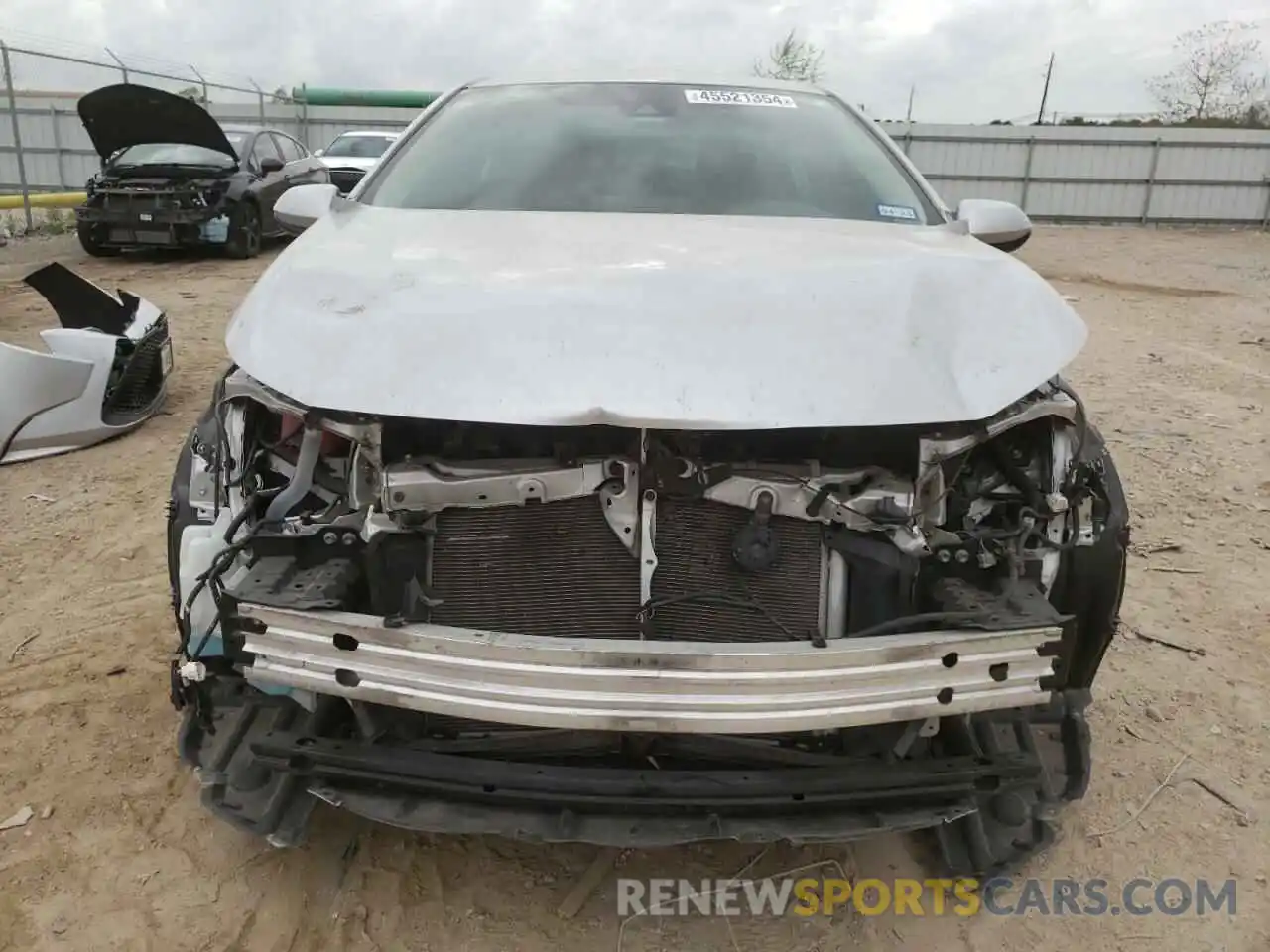 5 Photograph of a damaged car 5YFEPMAE8MP221800 TOYOTA COROLLA 2021