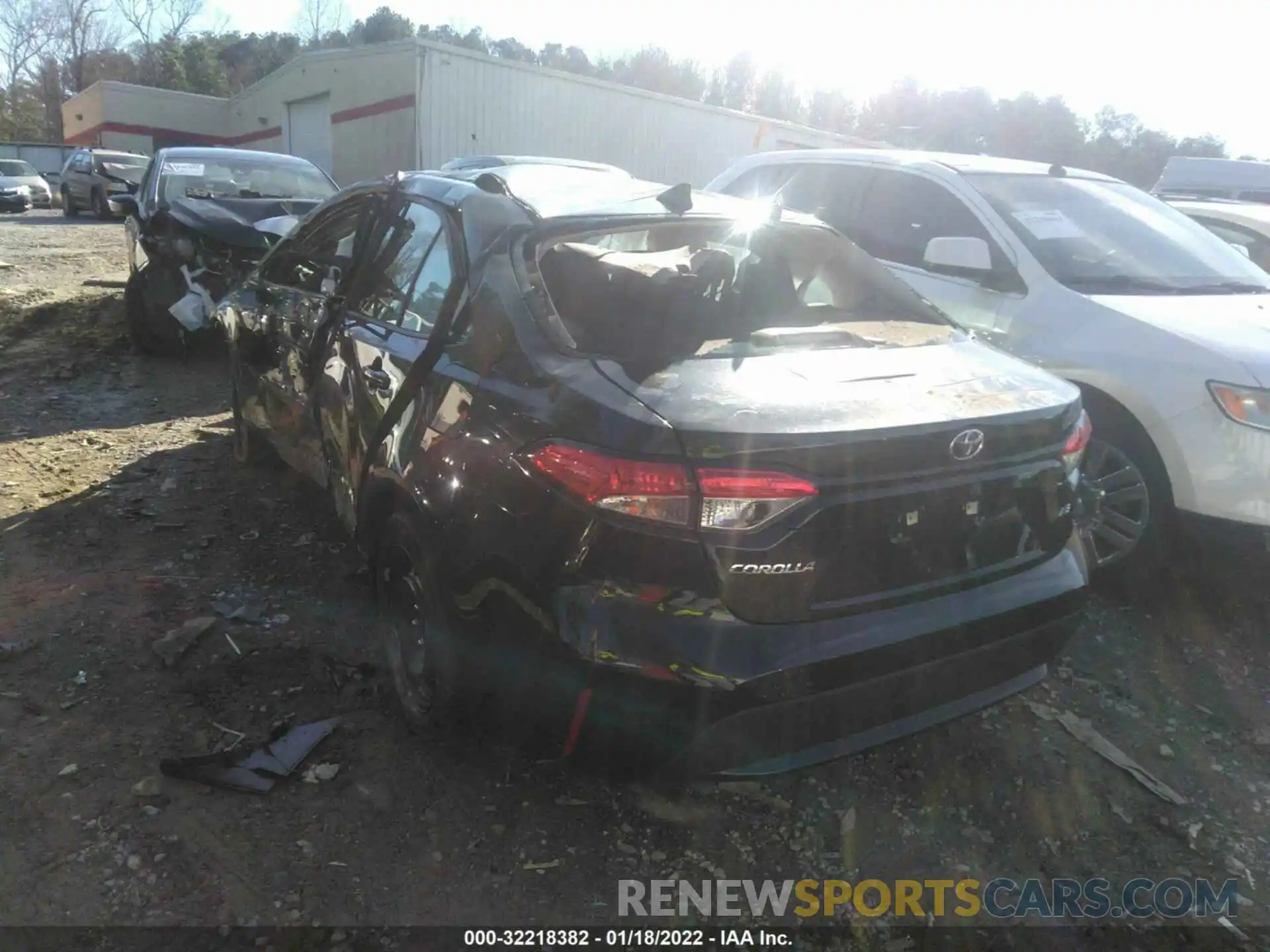 3 Photograph of a damaged car 5YFEPMAE8MP222087 TOYOTA COROLLA 2021