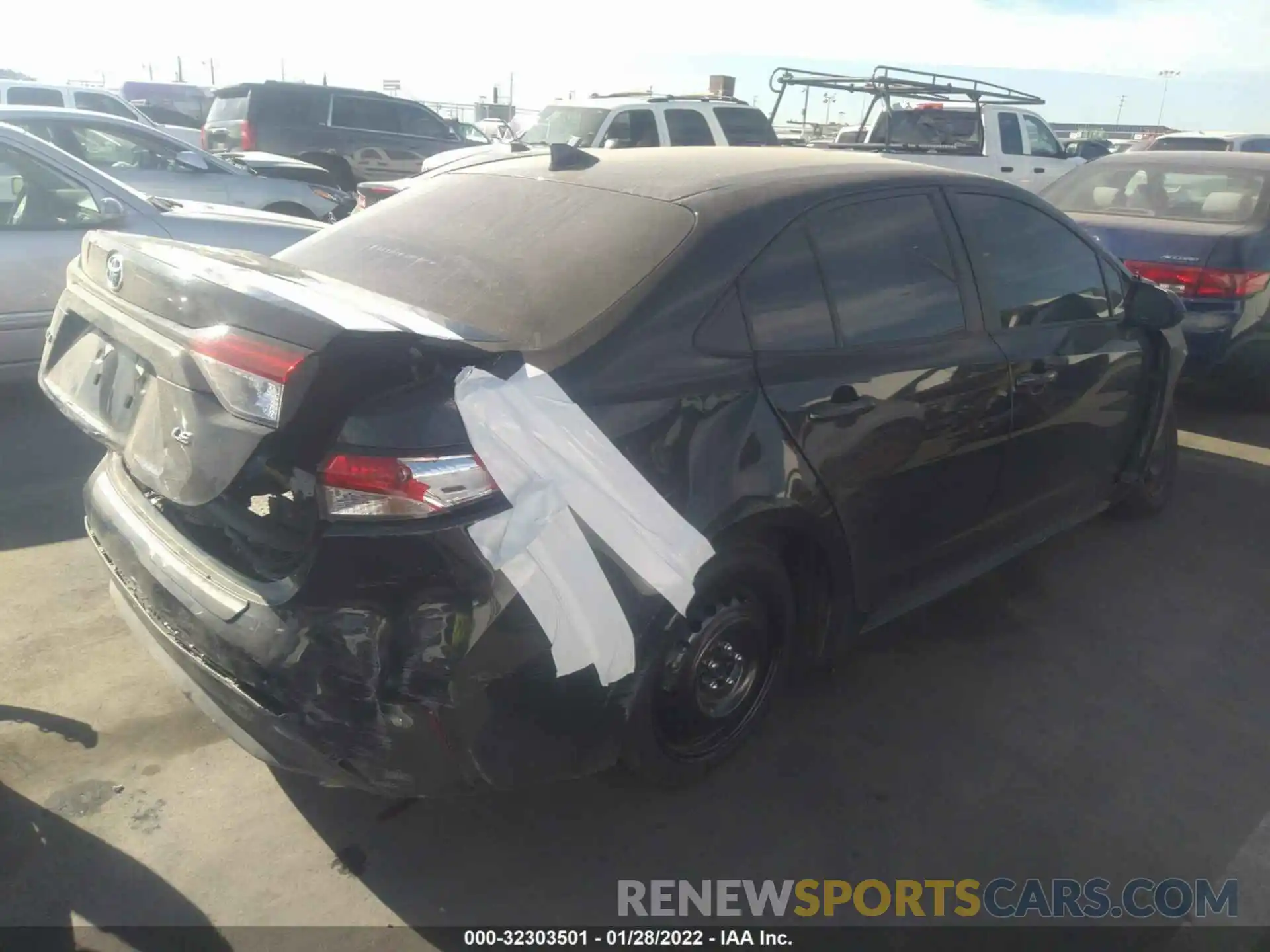 4 Photograph of a damaged car 5YFEPMAE8MP226799 TOYOTA COROLLA 2021