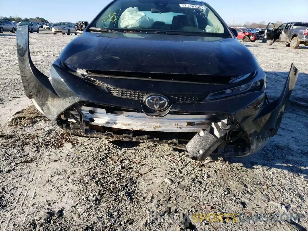 9 Photograph of a damaged car 5YFEPMAE8MP227029 TOYOTA COROLLA 2021