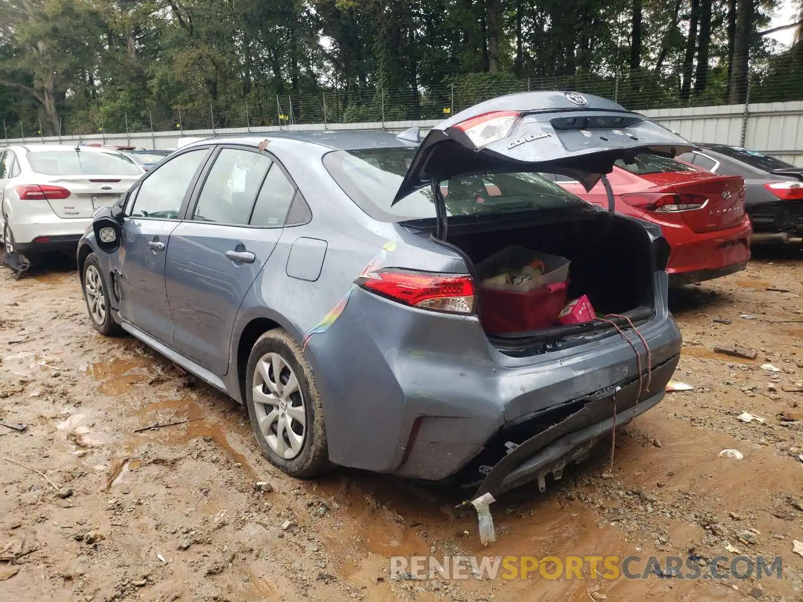 3 Photograph of a damaged car 5YFEPMAE8MP231176 TOYOTA COROLLA 2021