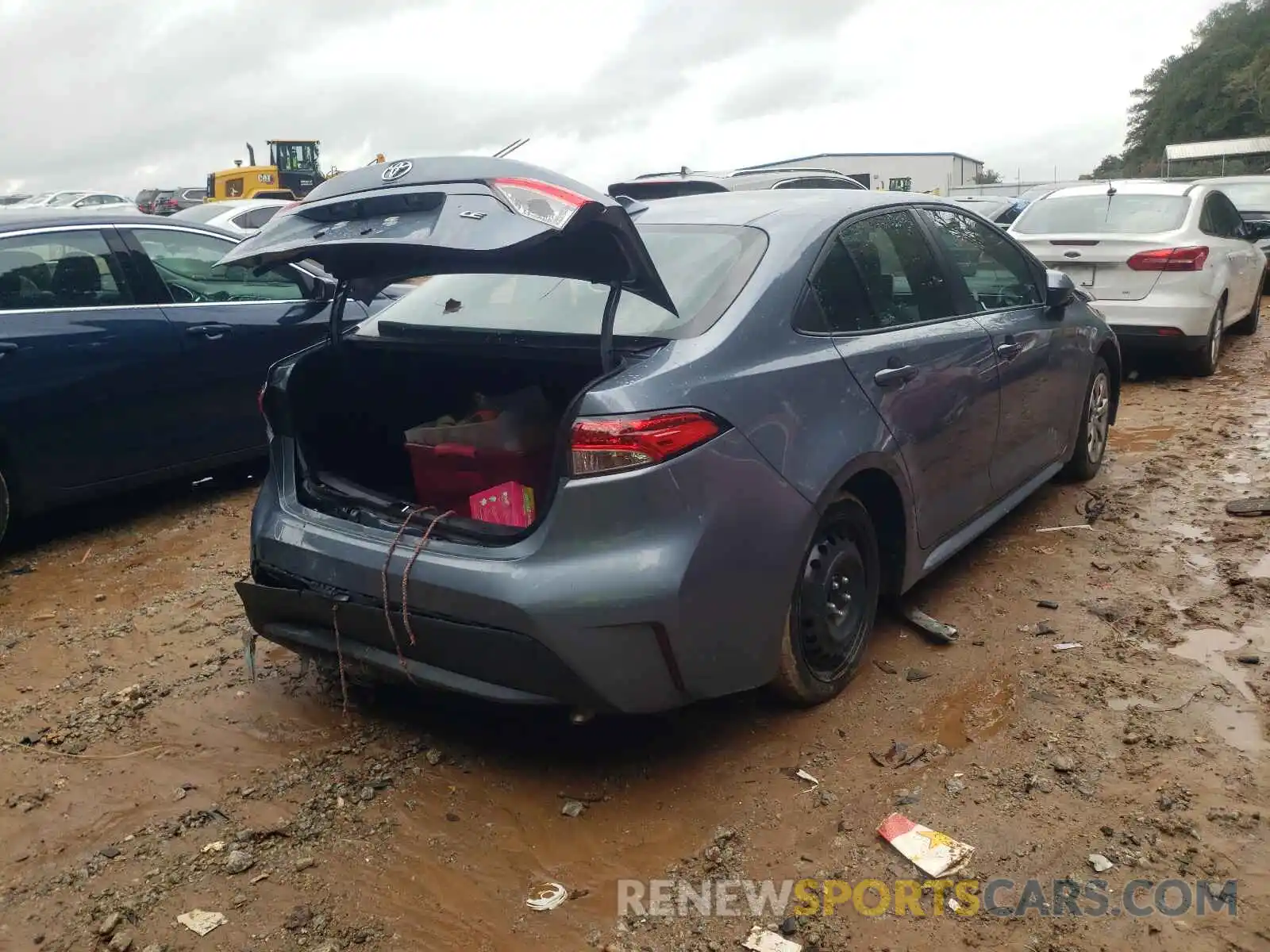 4 Photograph of a damaged car 5YFEPMAE8MP231176 TOYOTA COROLLA 2021