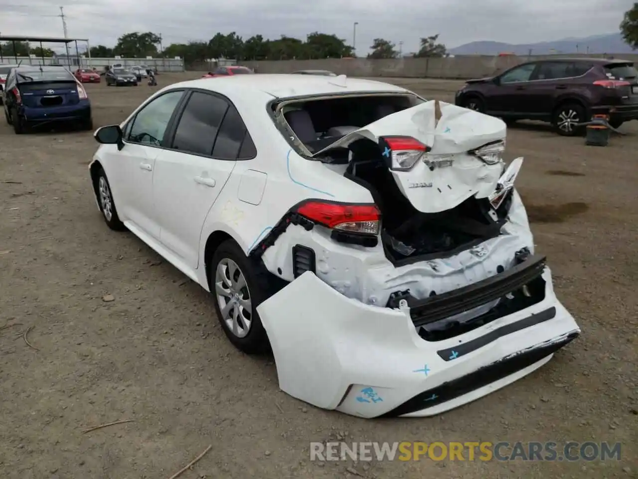 3 Photograph of a damaged car 5YFEPMAE8MP231436 TOYOTA COROLLA 2021