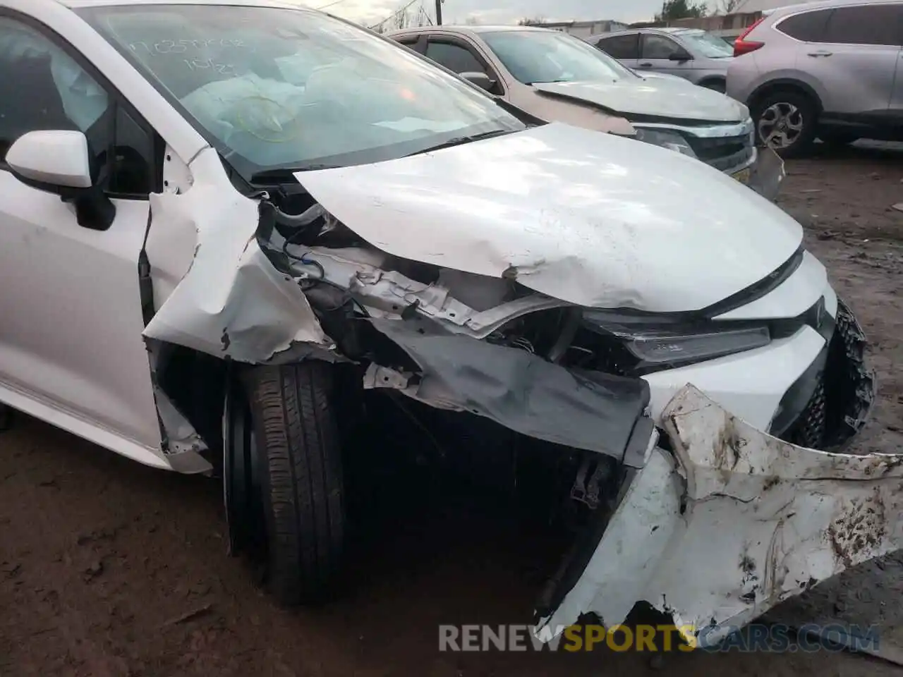 9 Photograph of a damaged car 5YFEPMAE8MP232540 TOYOTA COROLLA 2021