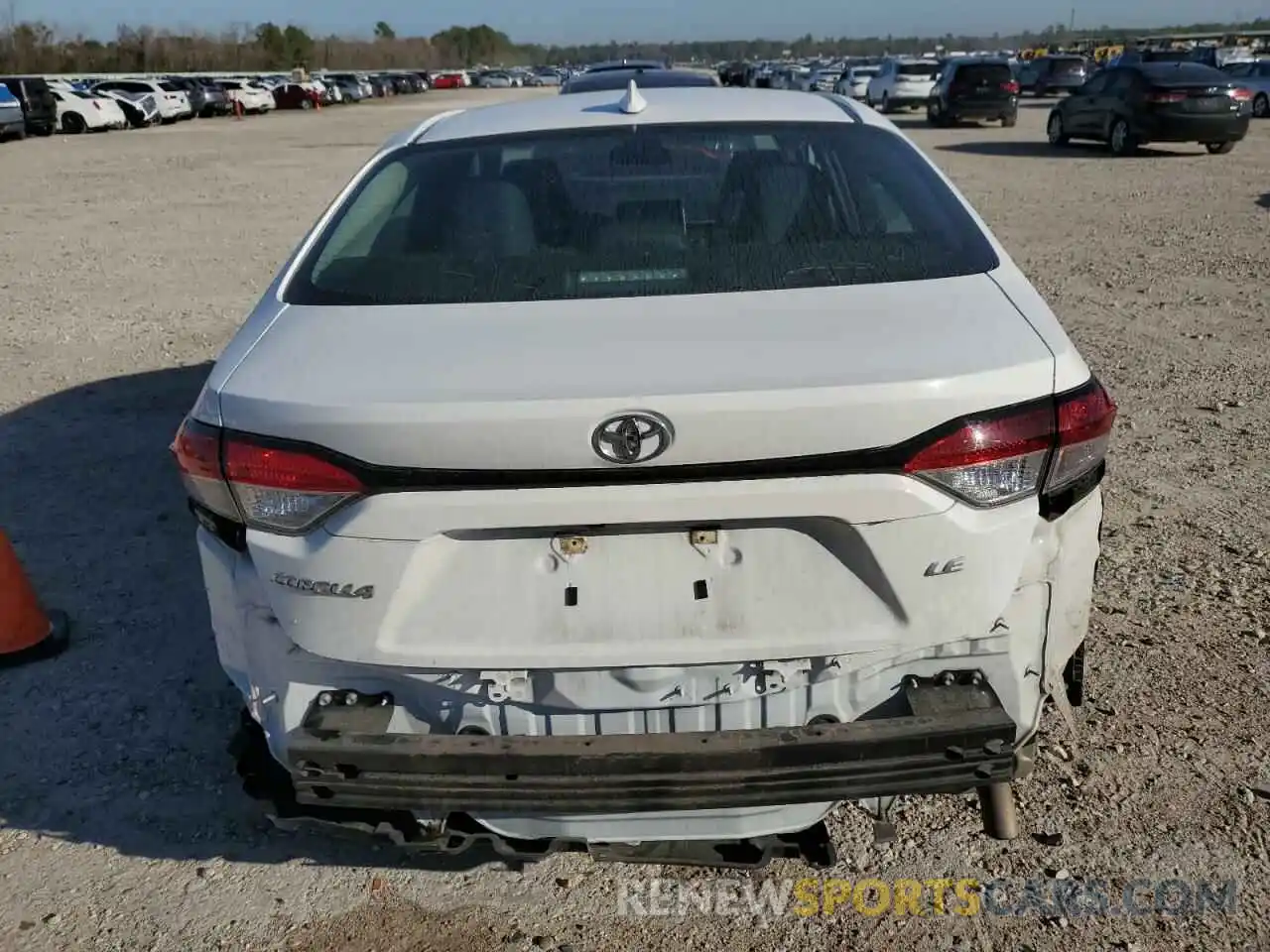 6 Photograph of a damaged car 5YFEPMAE8MP234448 TOYOTA COROLLA 2021