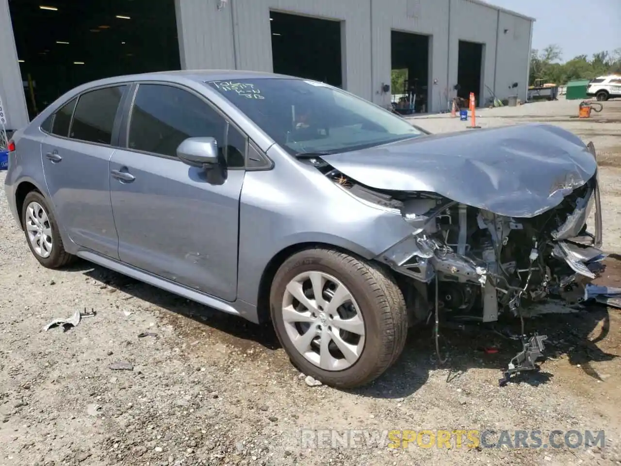 1 Photograph of a damaged car 5YFEPMAE8MP235714 TOYOTA COROLLA 2021