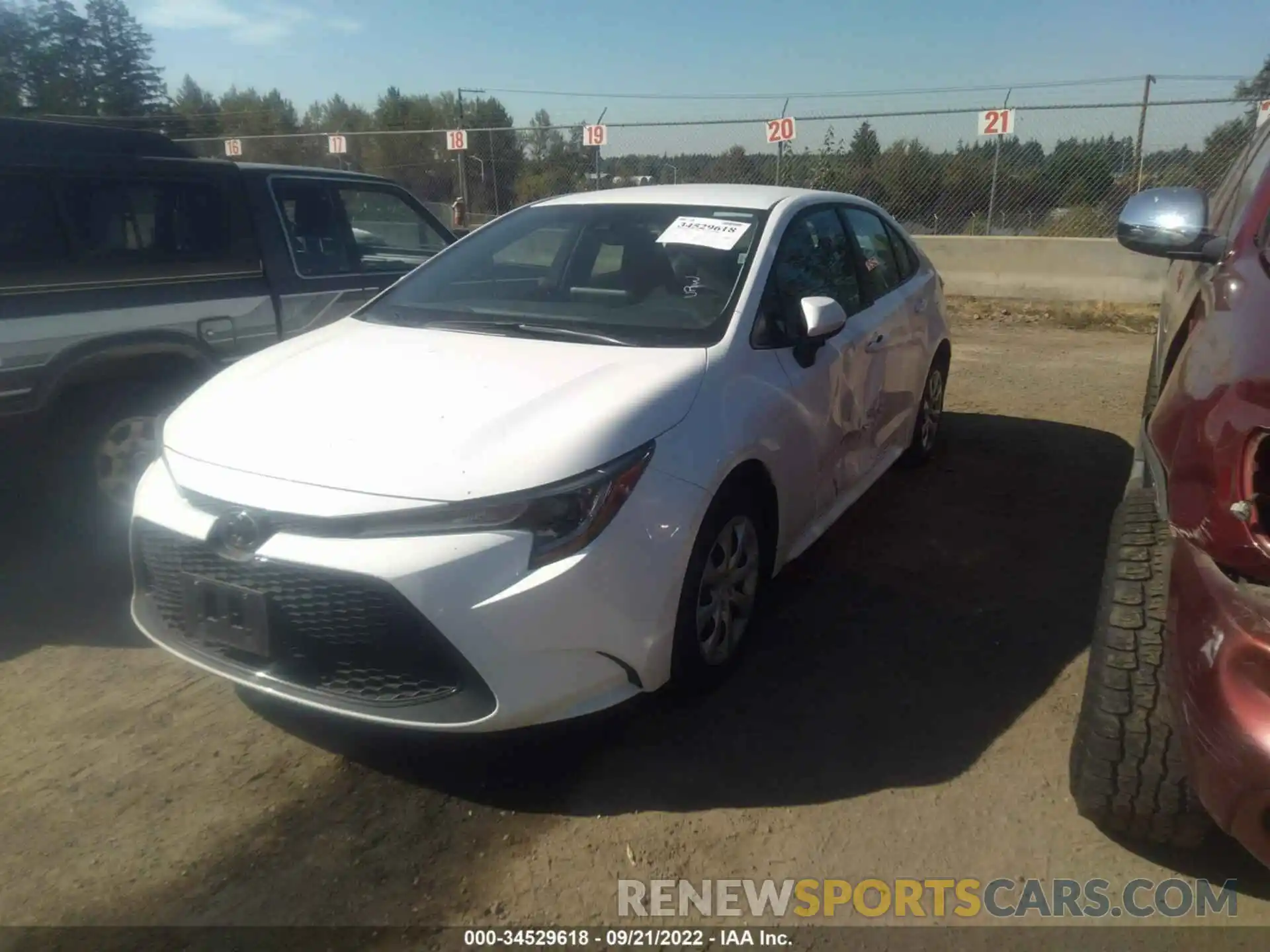 2 Photograph of a damaged car 5YFEPMAE8MP240704 TOYOTA COROLLA 2021