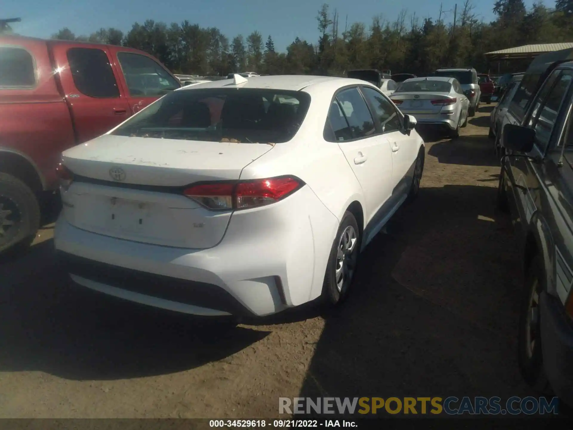 4 Photograph of a damaged car 5YFEPMAE8MP240704 TOYOTA COROLLA 2021