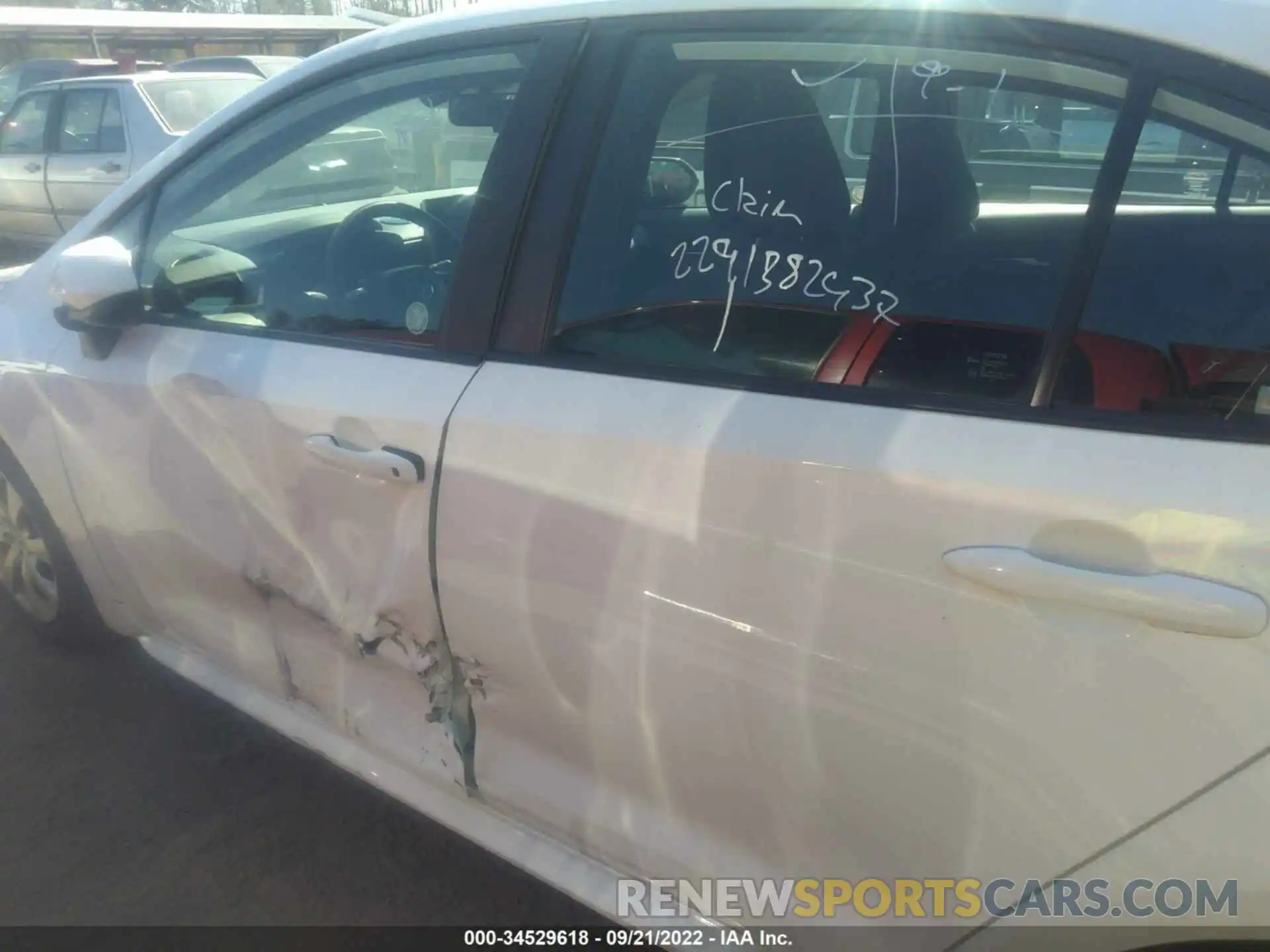 6 Photograph of a damaged car 5YFEPMAE8MP240704 TOYOTA COROLLA 2021