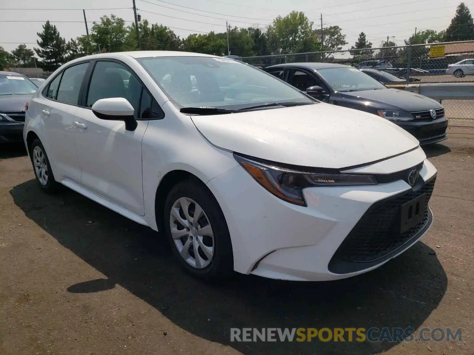 1 Photograph of a damaged car 5YFEPMAE8MP243148 TOYOTA COROLLA 2021