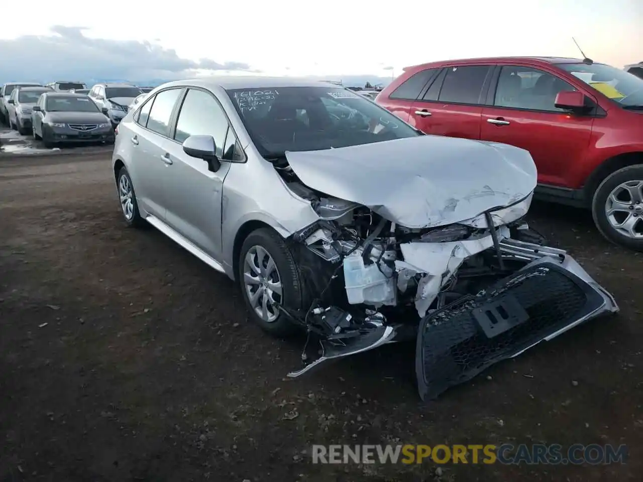 1 Photograph of a damaged car 5YFEPMAE8MP244249 TOYOTA COROLLA 2021