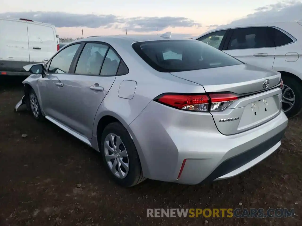 3 Photograph of a damaged car 5YFEPMAE8MP244249 TOYOTA COROLLA 2021