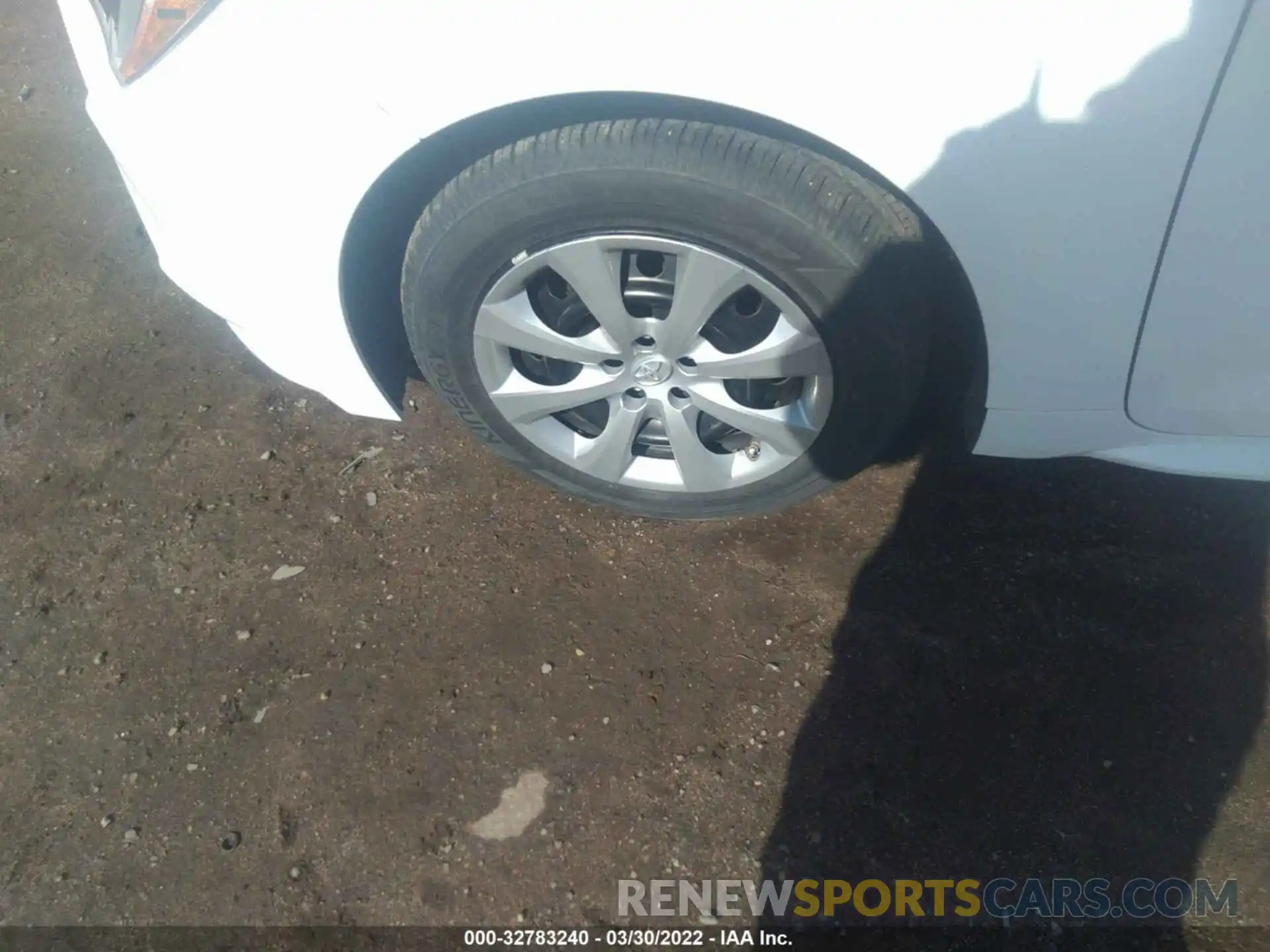 13 Photograph of a damaged car 5YFEPMAE8MP245479 TOYOTA COROLLA 2021